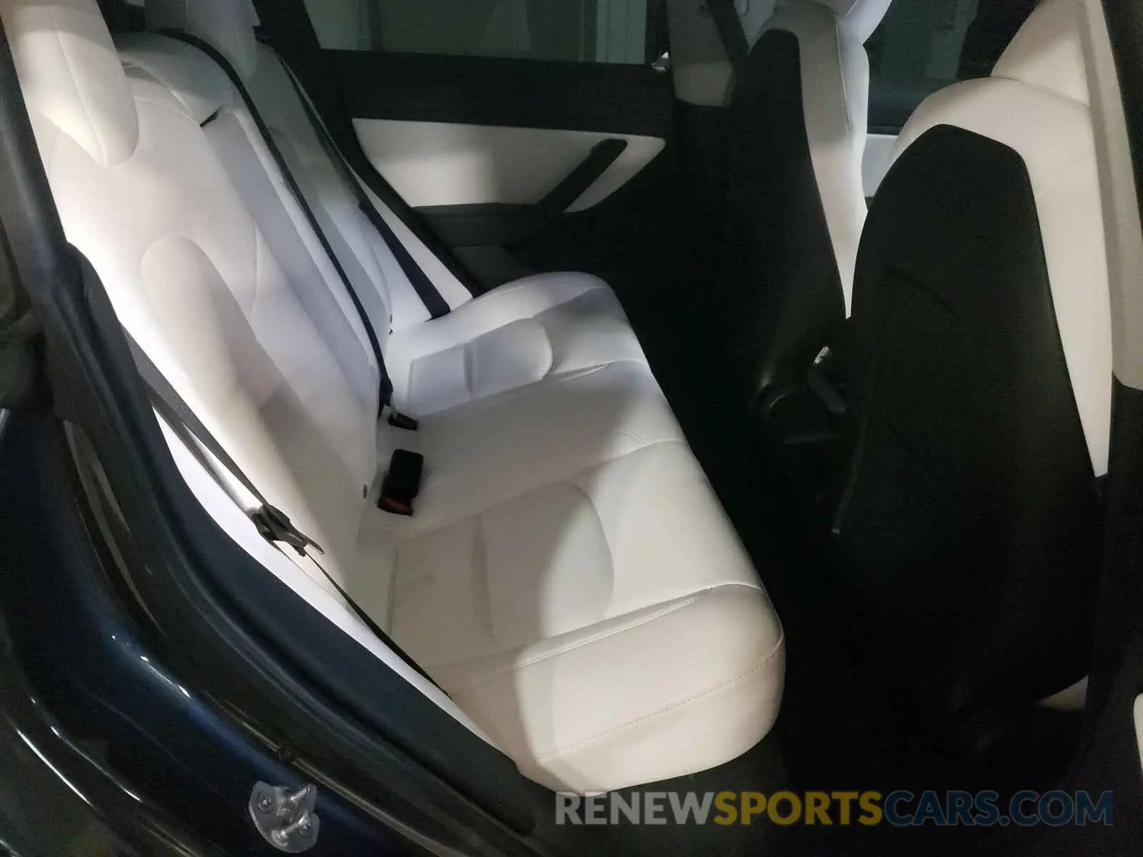 6 Photograph of a damaged car 5YJ3E1EA2LF738121 TESLA MODEL 3 2020