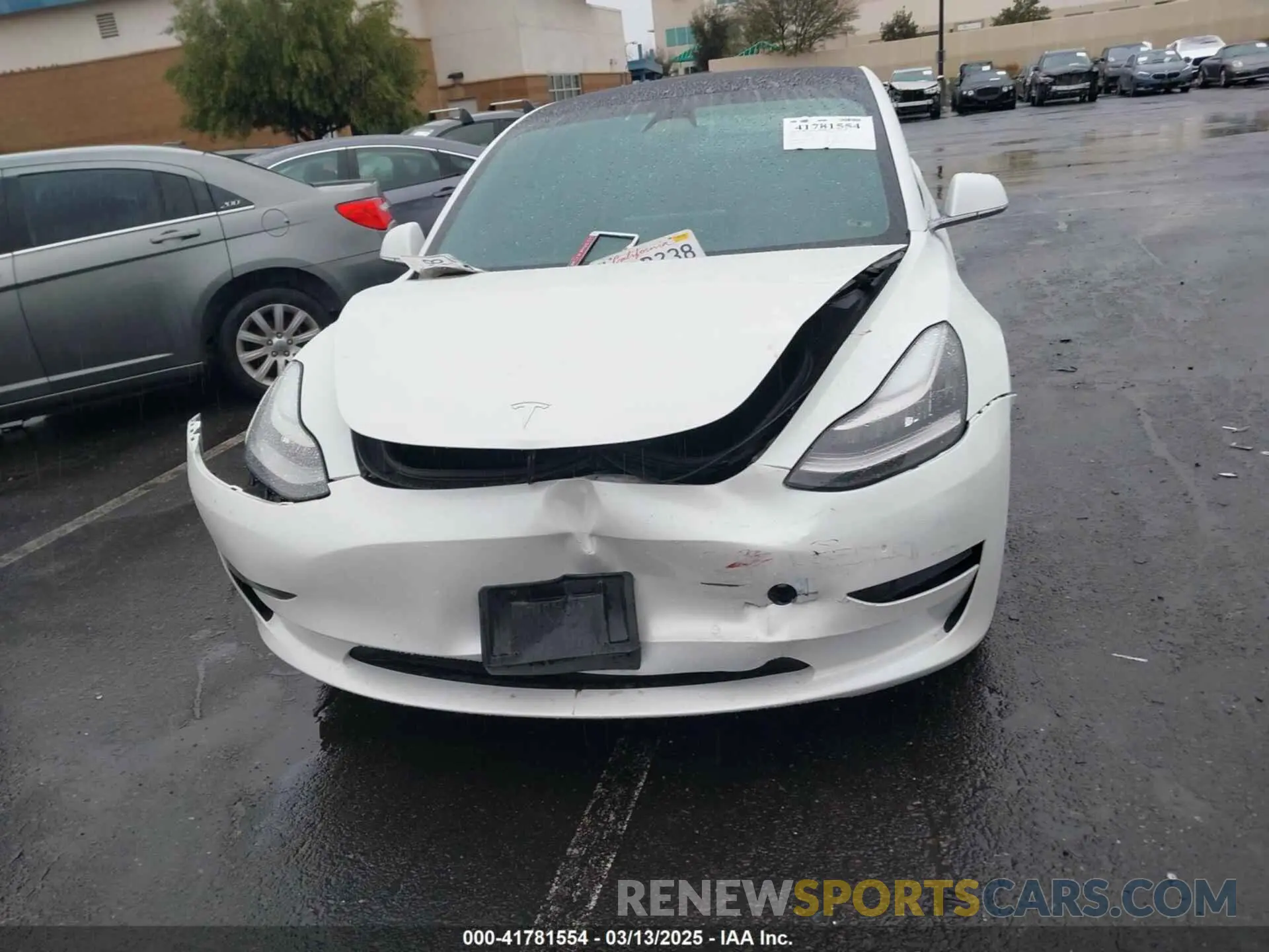11 Фотография поврежденного автомобиля 5YJ3E1EA2LF740225 TESLA MODEL 3 2020