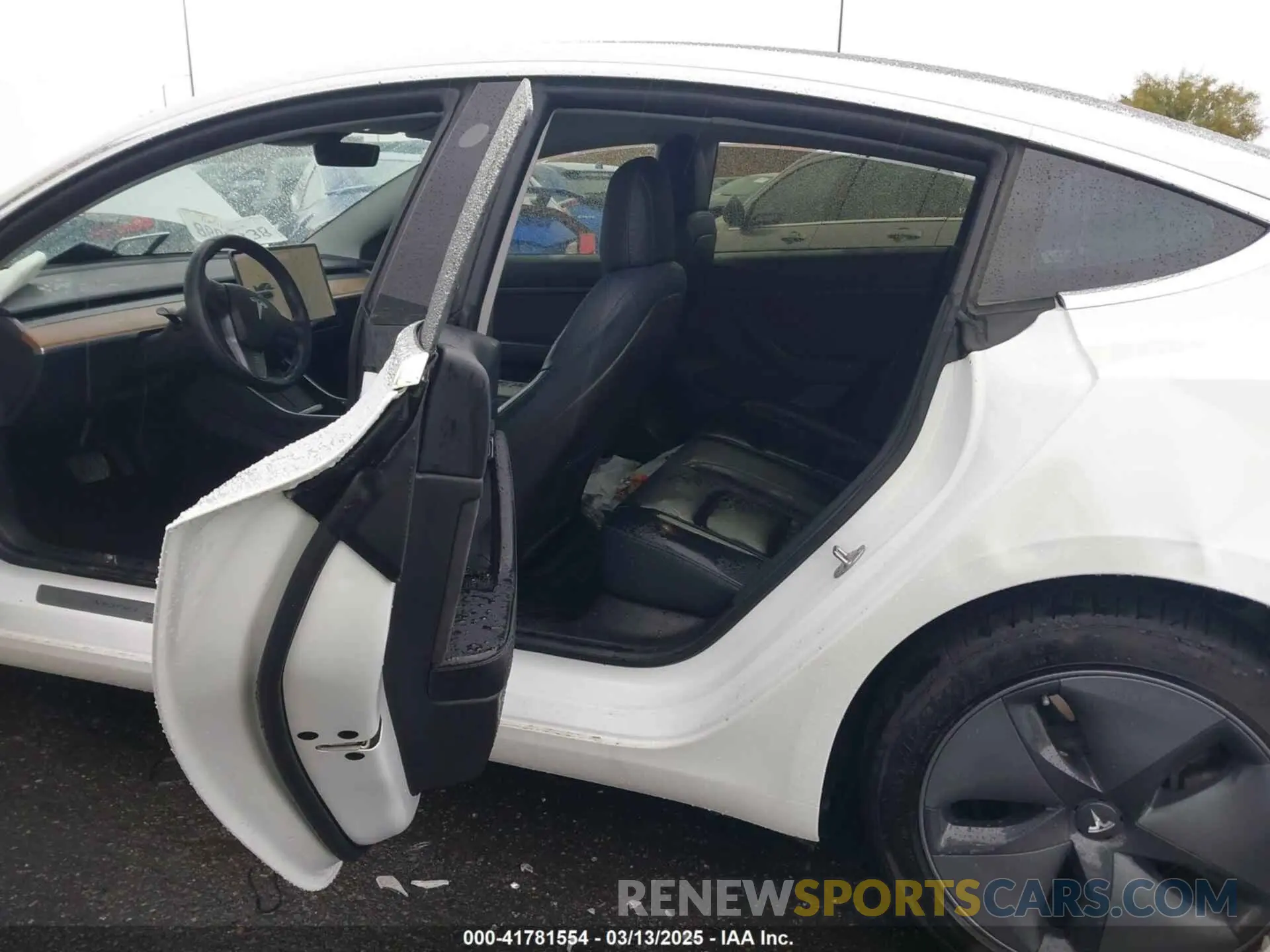 8 Фотография поврежденного автомобиля 5YJ3E1EA2LF740225 TESLA MODEL 3 2020