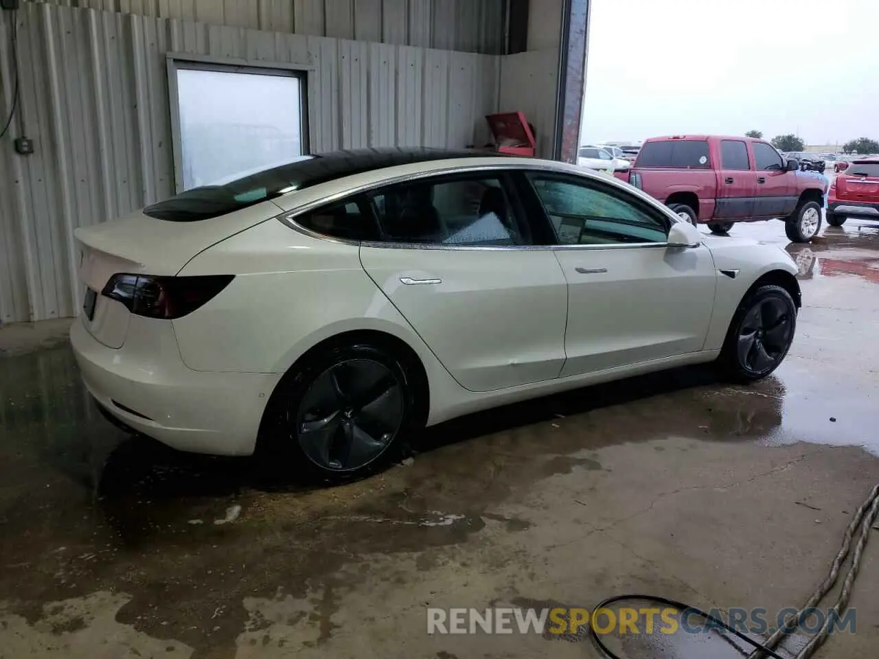 3 Photograph of a damaged car 5YJ3E1EA2LF783639 TESLA MODEL 3 2020