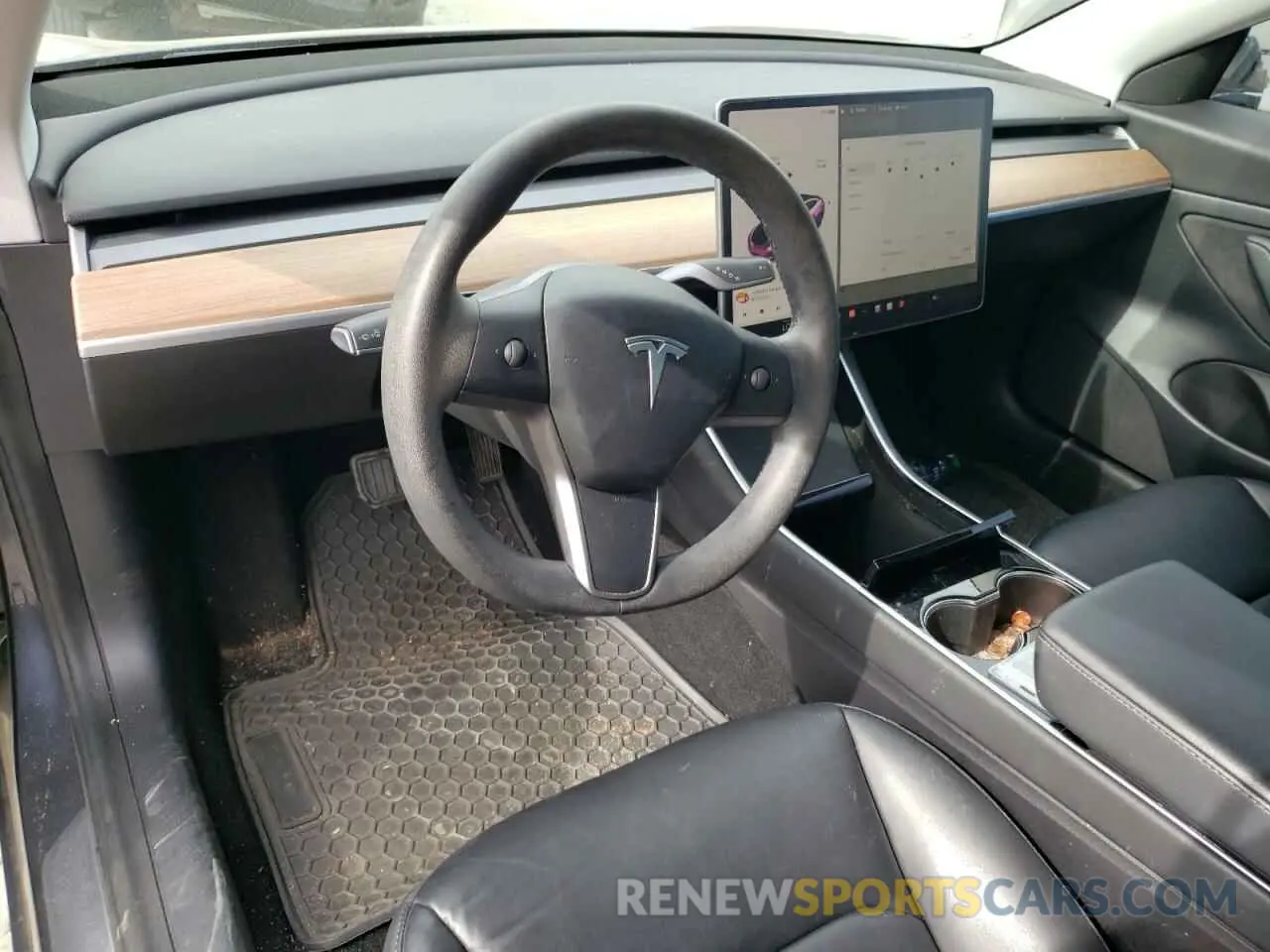 8 Photograph of a damaged car 5YJ3E1EA2LF796780 TESLA MODEL 3 2020
