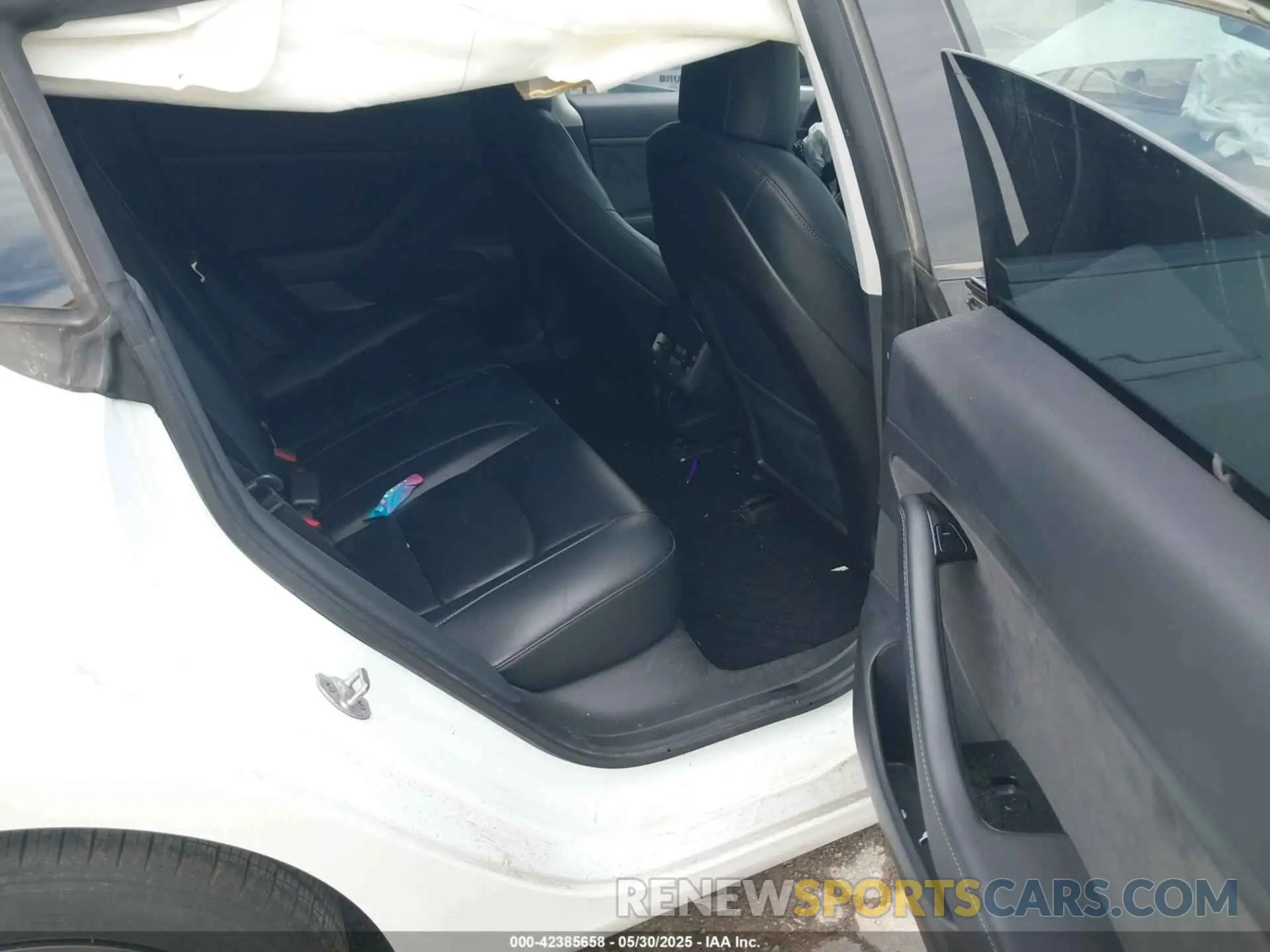8 Фотография поврежденного автомобиля 5YJ3E1EA3LF504232 TESLA MODEL 3 2020