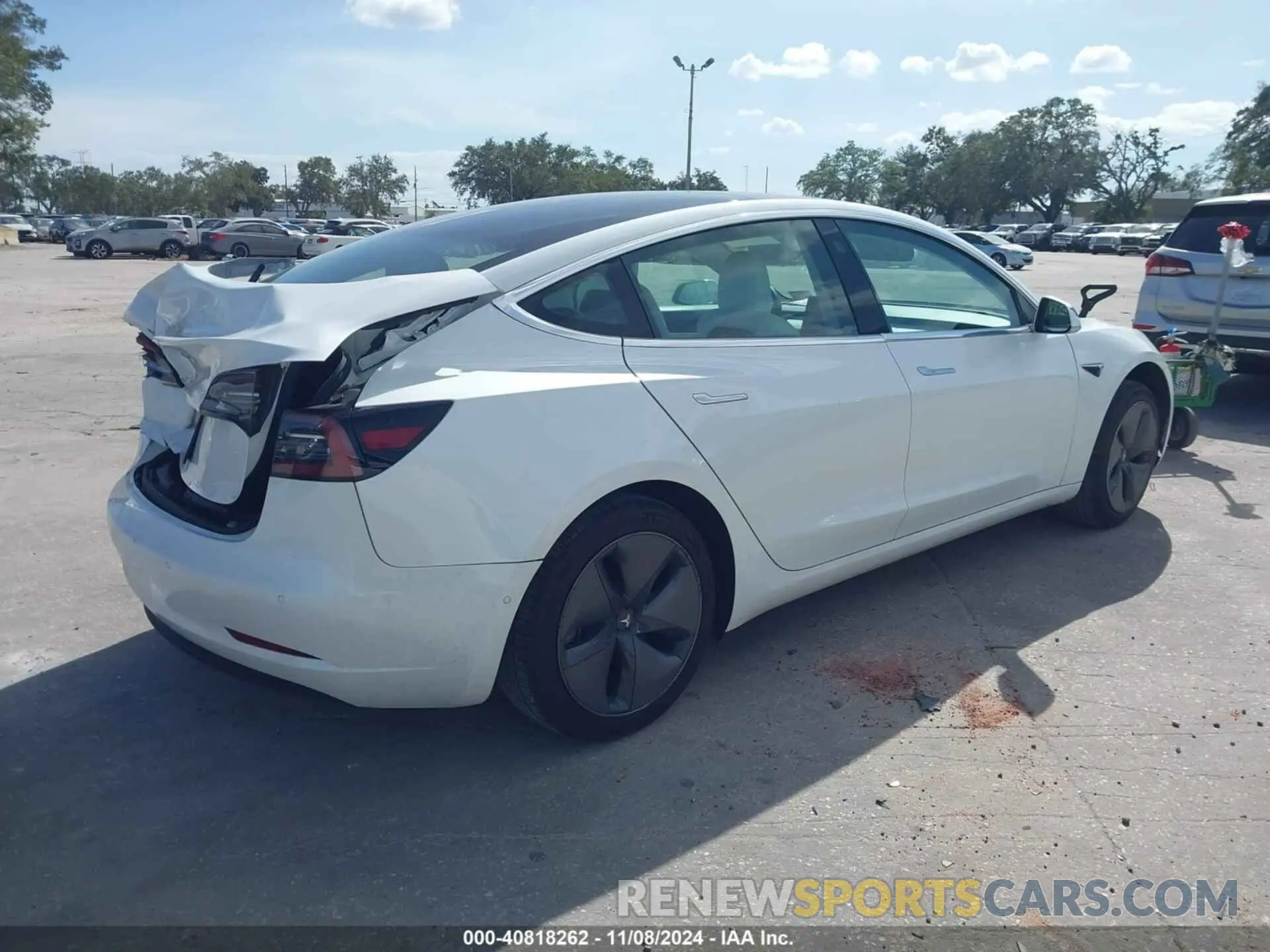 4 Фотография поврежденного автомобиля 5YJ3E1EA3LF509611 TESLA MODEL 3 2020