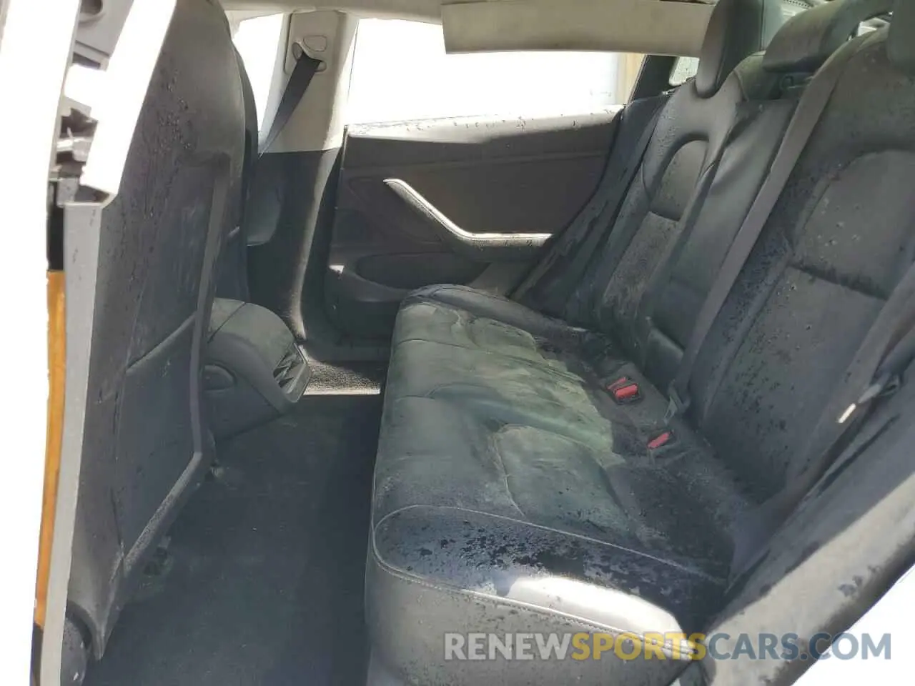 10 Фотография поврежденного автомобиля 5YJ3E1EA3LF612365 TESLA MODEL 3 2020