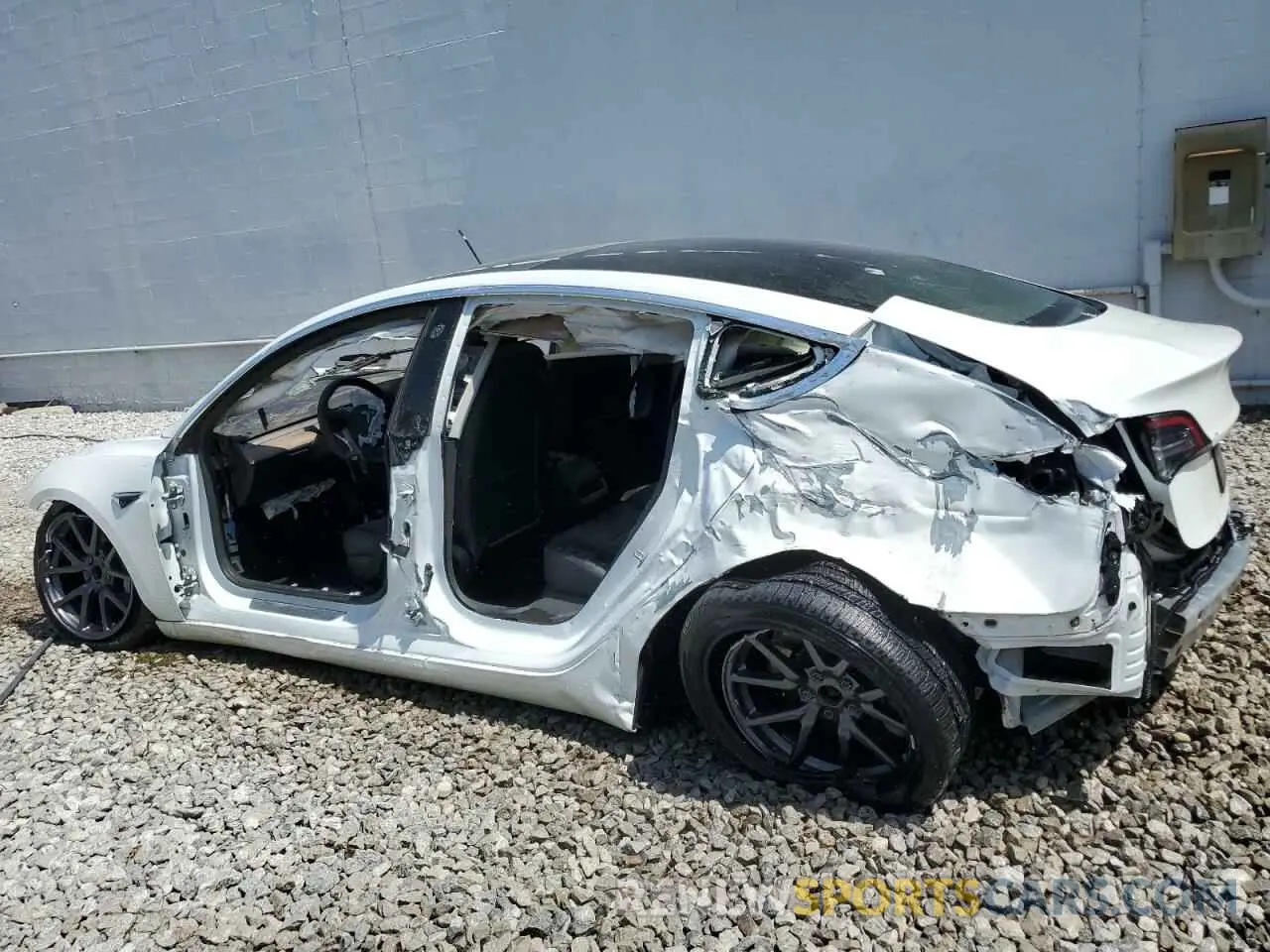 2 Фотография поврежденного автомобиля 5YJ3E1EA3LF612365 TESLA MODEL 3 2020