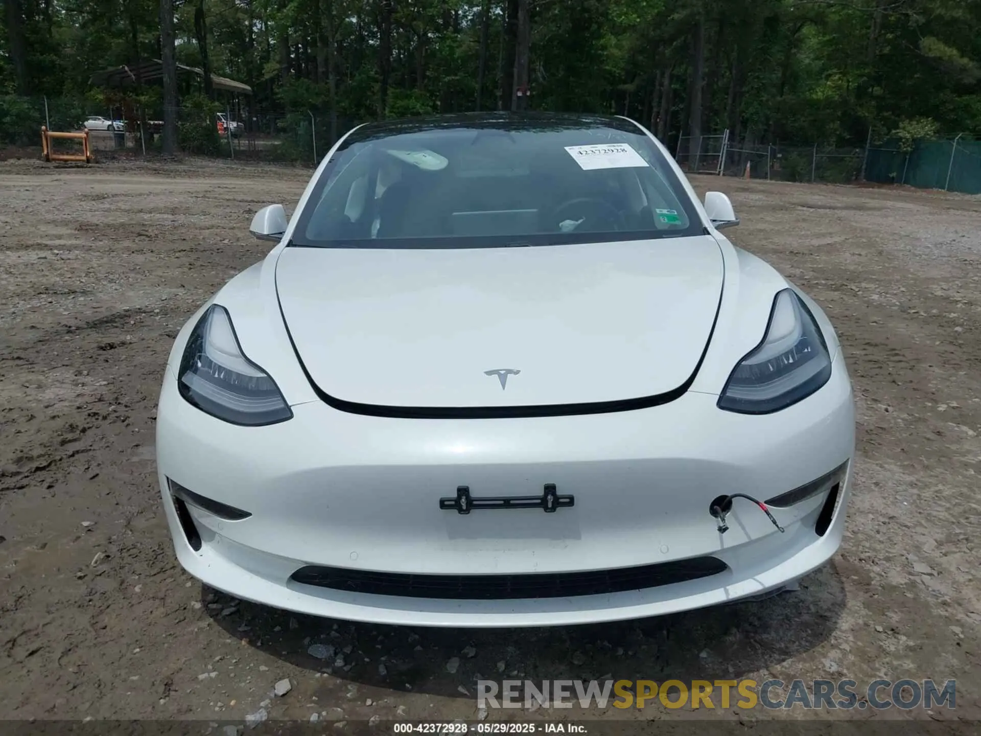 12 Photograph of a damaged car 5YJ3E1EA3LF632082 TESLA MODEL 3 2020