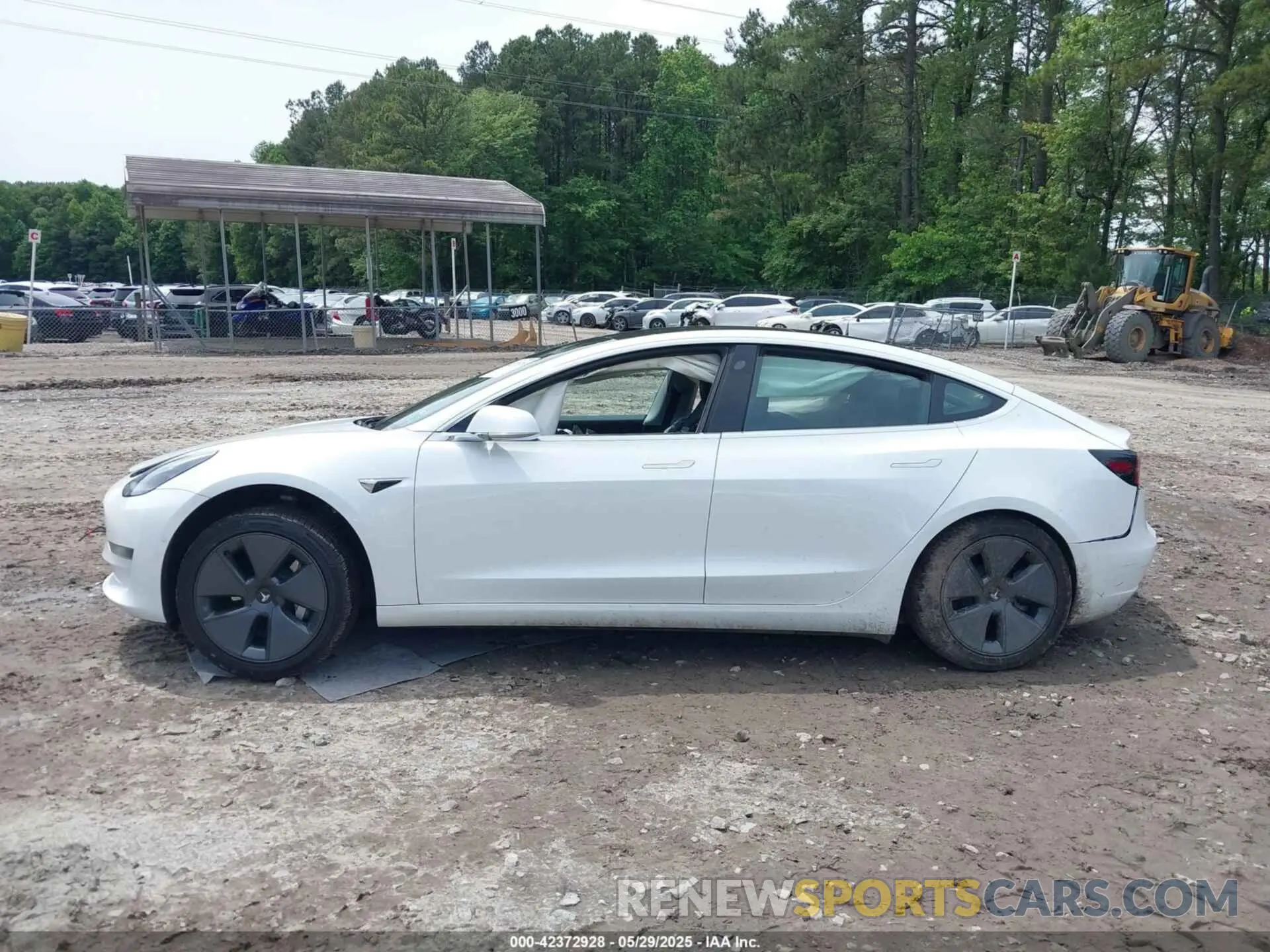 14 Photograph of a damaged car 5YJ3E1EA3LF632082 TESLA MODEL 3 2020
