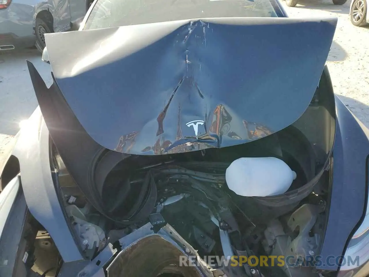 12 Photograph of a damaged car 5YJ3E1EA3LF658049 TESLA MODEL 3 2020