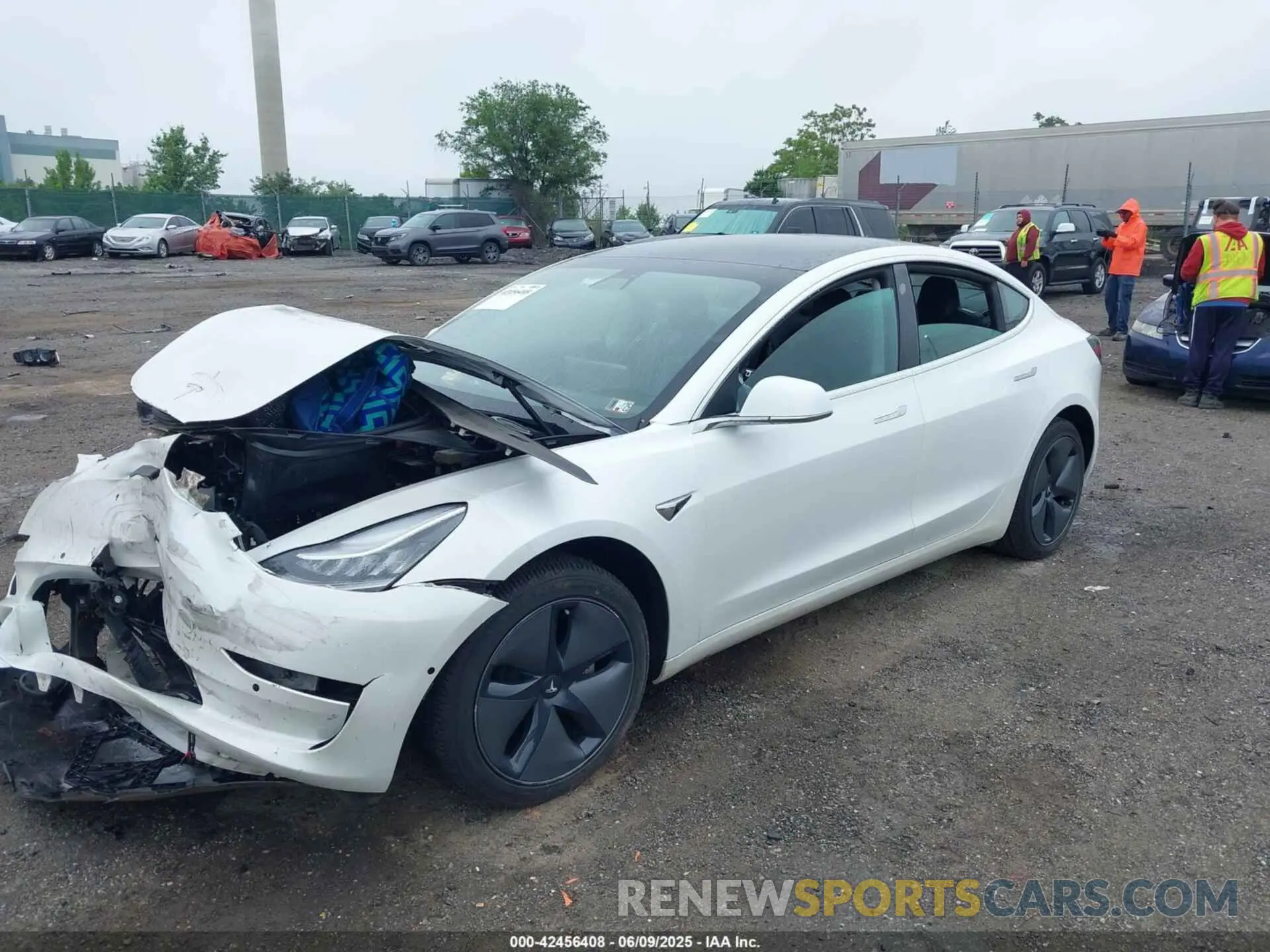 2 Photograph of a damaged car 5YJ3E1EA3LF659136 TESLA MODEL 3 2020