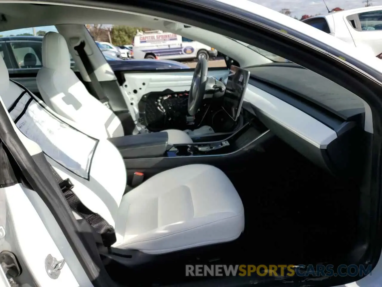 5 Photograph of a damaged car 5YJ3E1EA3LF717780 TESLA MODEL 3 2020