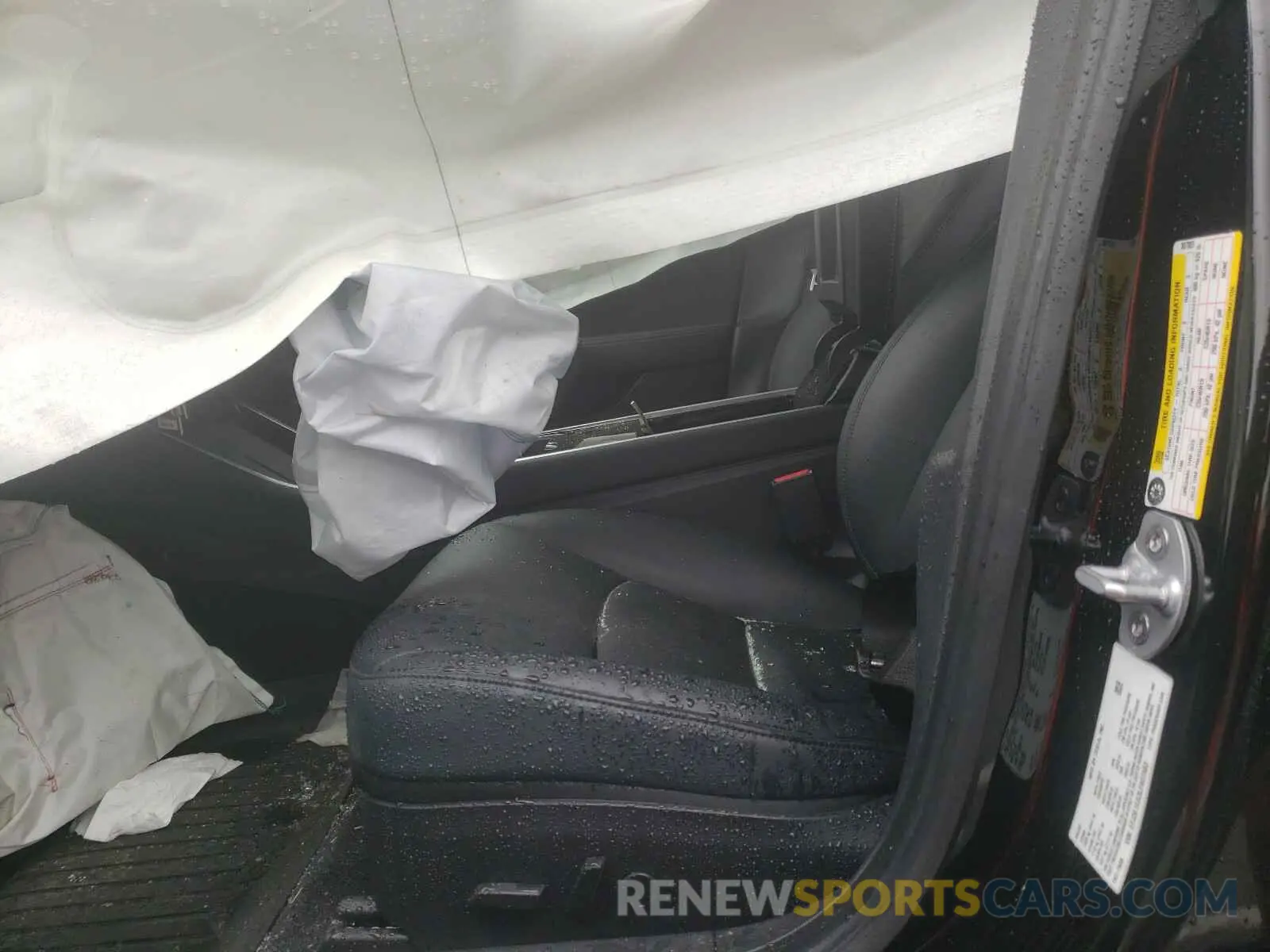 5 Photograph of a damaged car 5YJ3E1EA3LF807883 TESLA MODEL 3 2020
