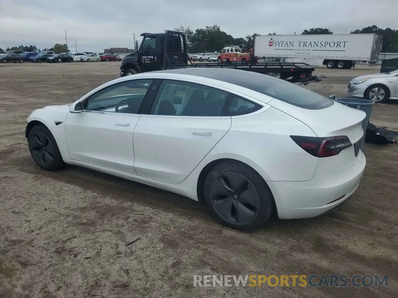 2 Photograph of a damaged car 5YJ3E1EA4LF591168 TESLA MODEL 3 2020