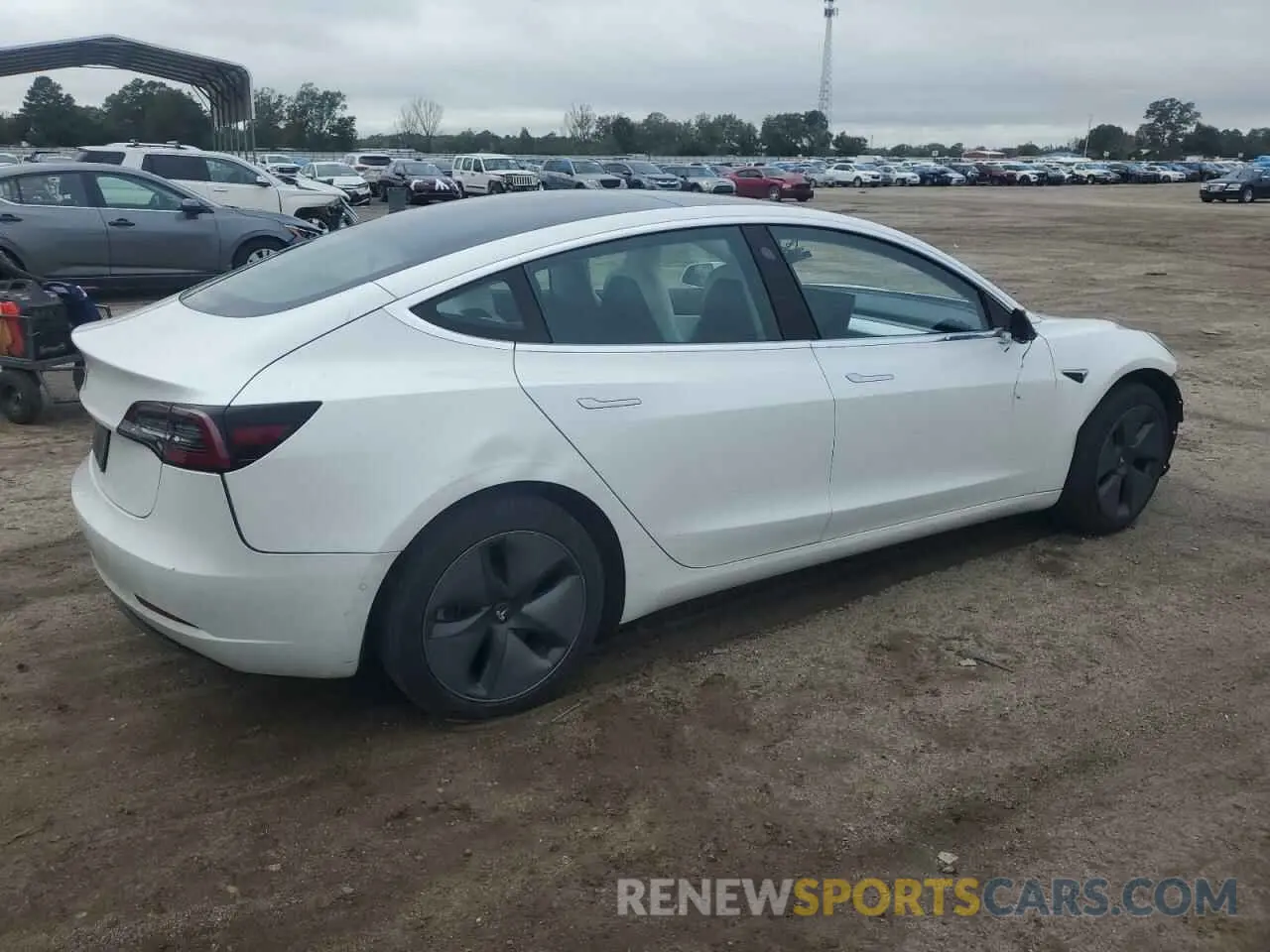3 Photograph of a damaged car 5YJ3E1EA4LF591168 TESLA MODEL 3 2020