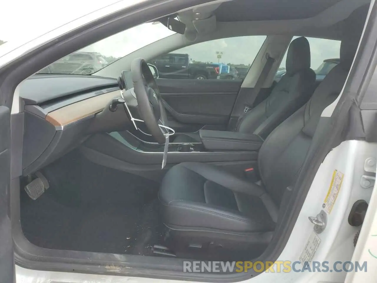 7 Photograph of a damaged car 5YJ3E1EA4LF634049 TESLA MODEL 3 2020