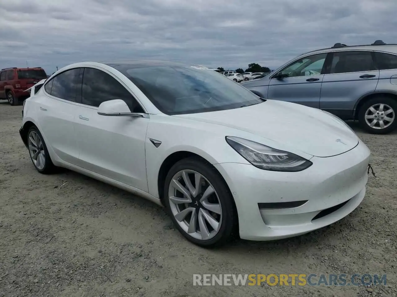 4 Photograph of a damaged car 5YJ3E1EA4LF634424 TESLA MODEL 3 2020