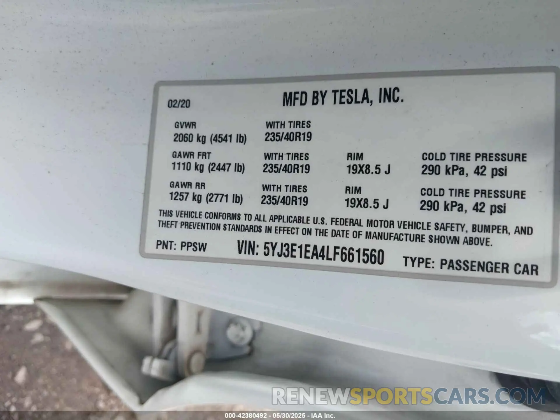 9 Photograph of a damaged car 5YJ3E1EA4LF661560 TESLA MODEL 3 2020