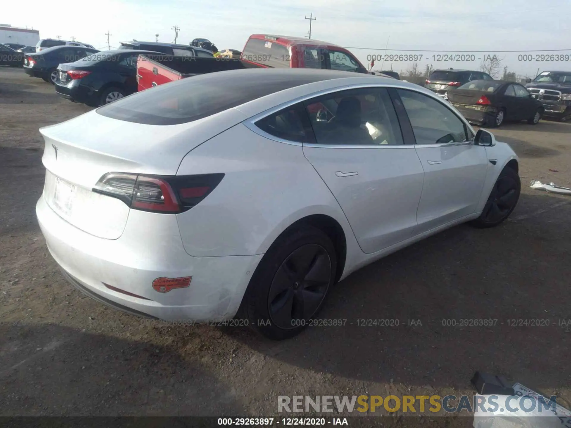 4 Photograph of a damaged car 5YJ3E1EA4LF706836 TESLA MODEL 3 2020
