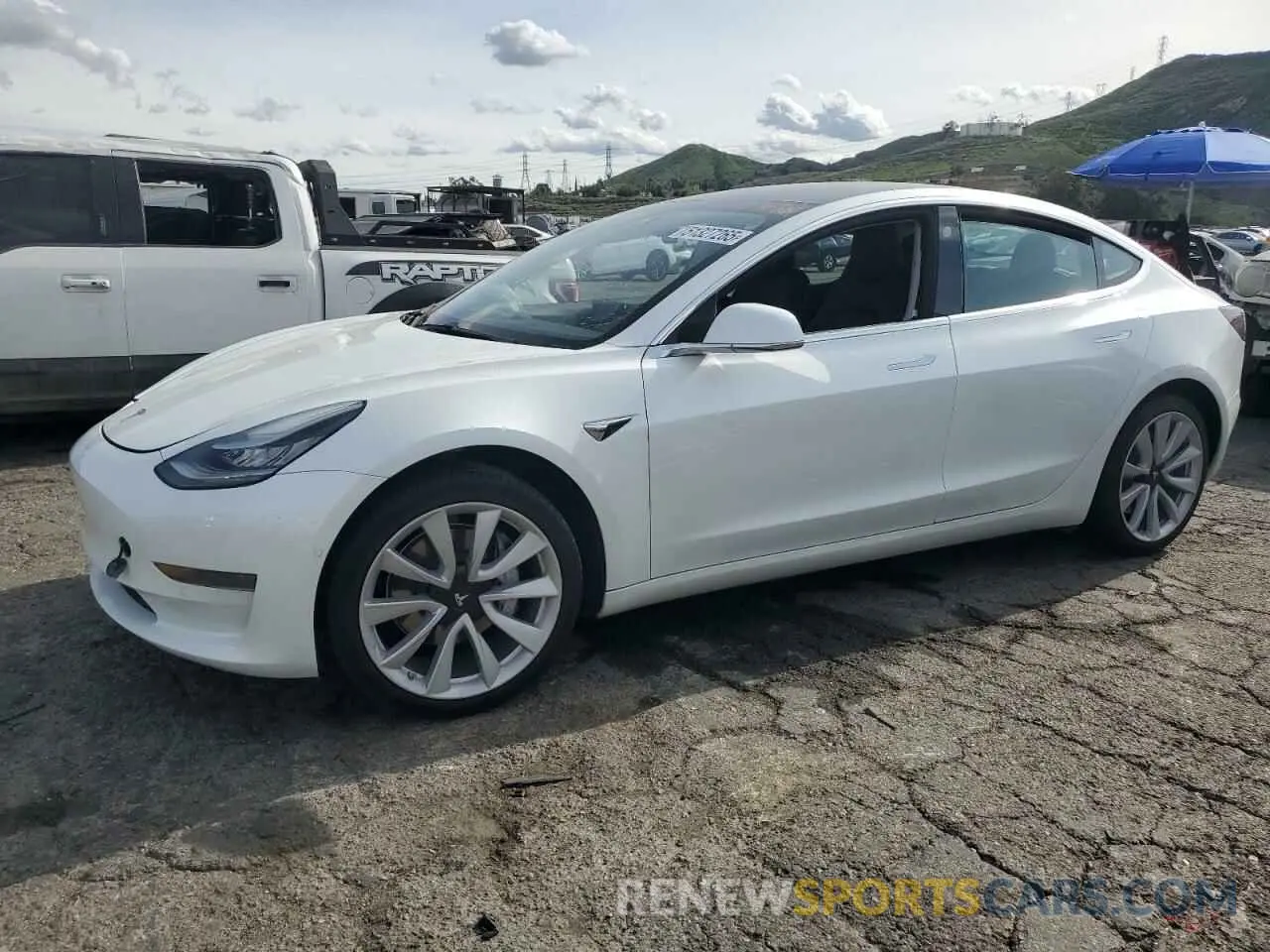 1 Фотография поврежденного автомобиля 5YJ3E1EA4LF745877 TESLA MODEL 3 2020