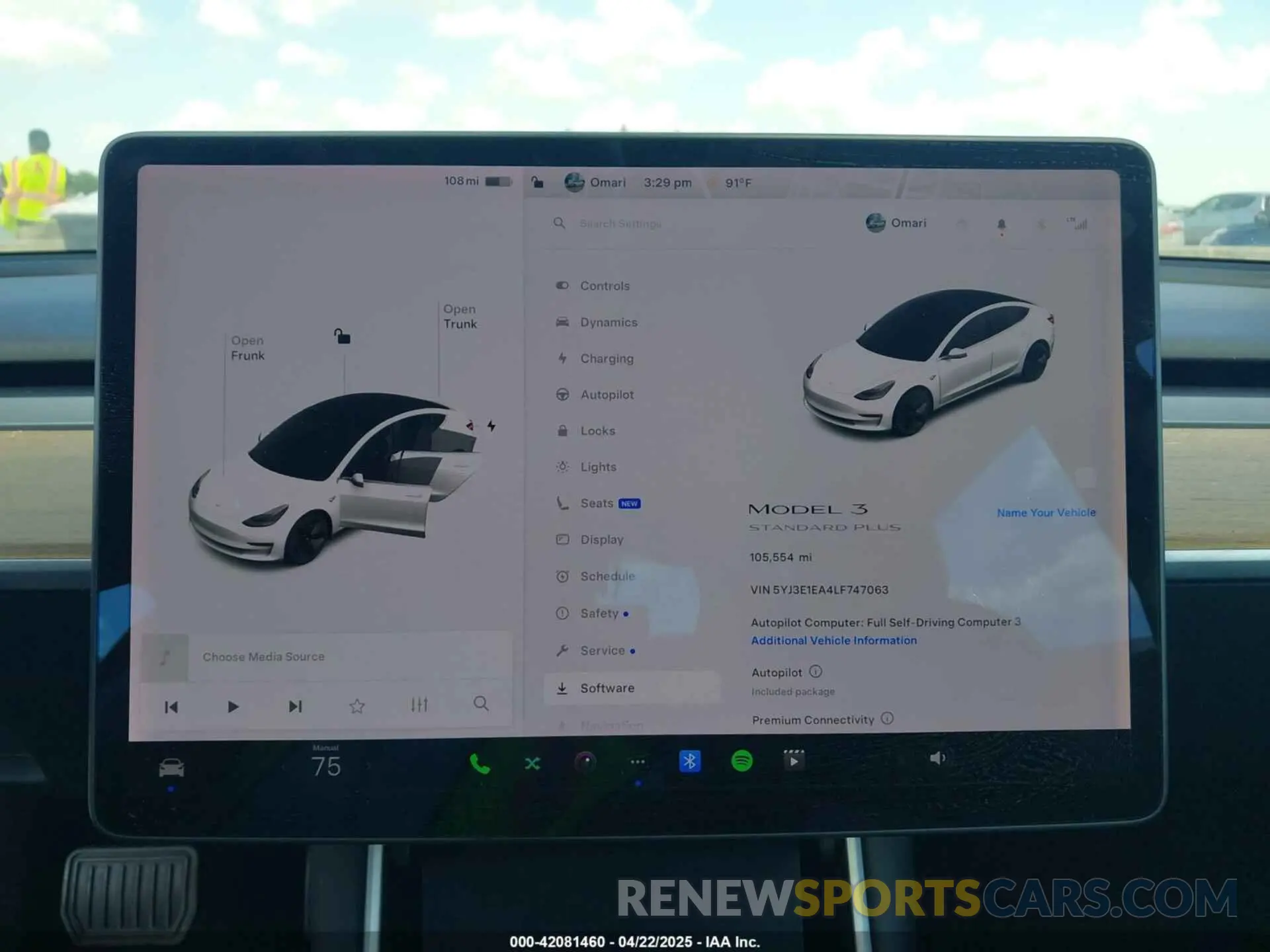 17 Photograph of a damaged car 5YJ3E1EA4LF747063 TESLA MODEL 3 2020