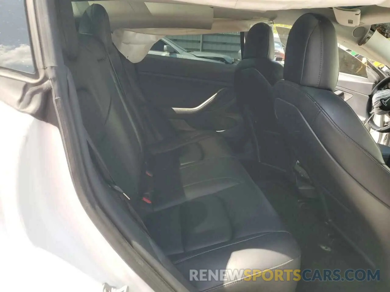 10 Photograph of a damaged car 5YJ3E1EA4LF793041 TESLA MODEL 3 2020