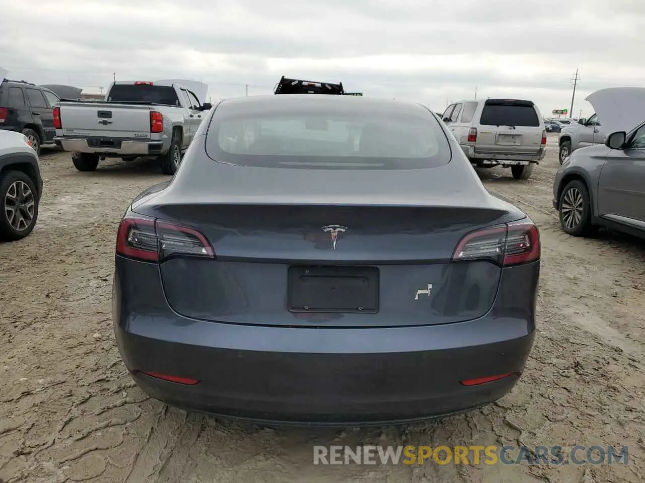 6 Photograph of a damaged car 5YJ3E1EA4LF799034 TESLA MODEL 3 2020