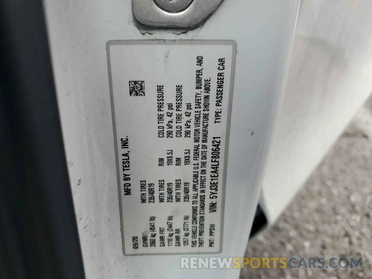 12 Фотография поврежденного автомобиля 5YJ3E1EA4LF806421 TESLA MODEL 3 2020
