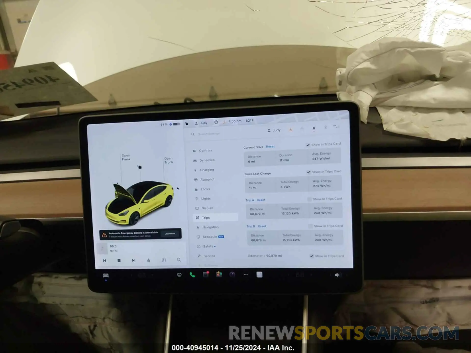 17 Photograph of a damaged car 5YJ3E1EA5LF598226 TESLA MODEL 3 2020