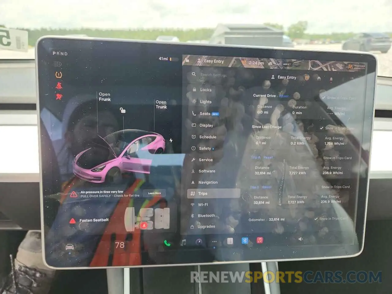 9 Photograph of a damaged car 5YJ3E1EA5LF599103 TESLA MODEL 3 2020