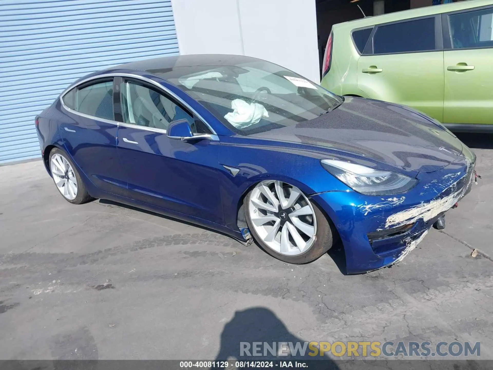 1 Photograph of a damaged car 5YJ3E1EA5LF633945 TESLA MODEL 3 2020