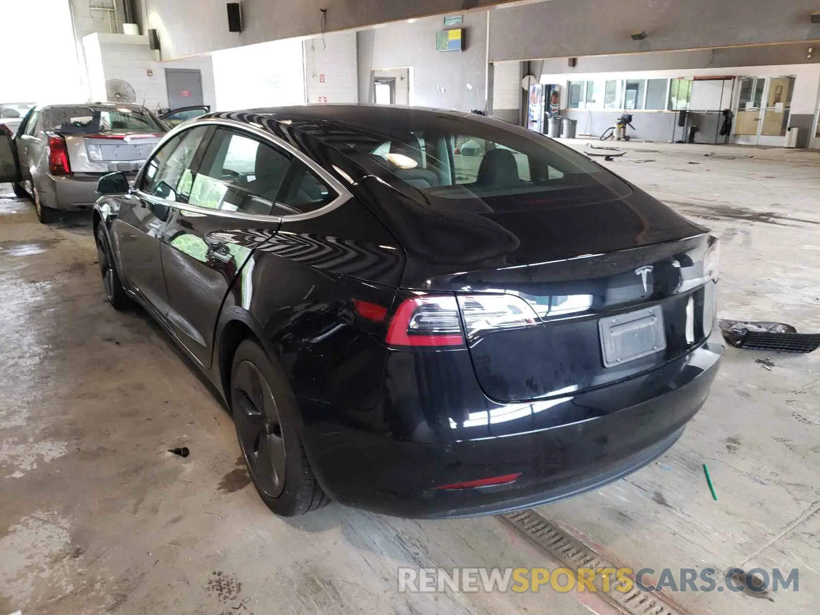 3 Photograph of a damaged car 5YJ3E1EA5LF643780 TESLA MODEL 3 2020