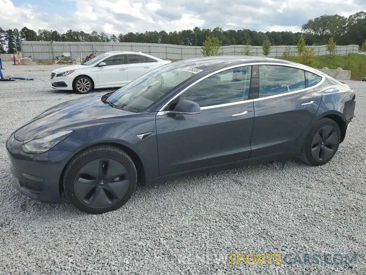 1 Photograph of a damaged car 5YJ3E1EA5LF644038 TESLA MODEL 3 2020