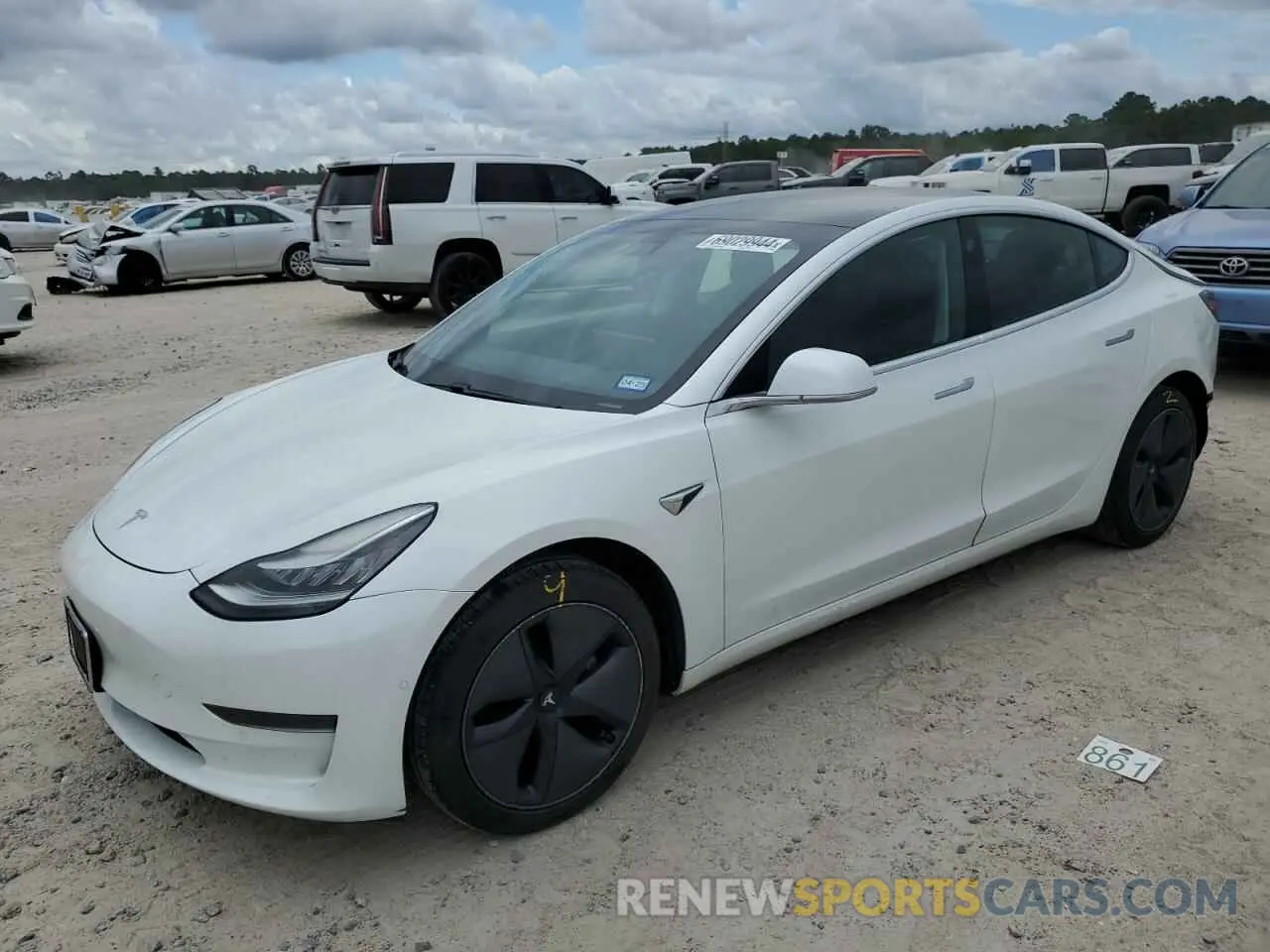 1 Photograph of a damaged car 5YJ3E1EA5LF659798 TESLA MODEL 3 2020