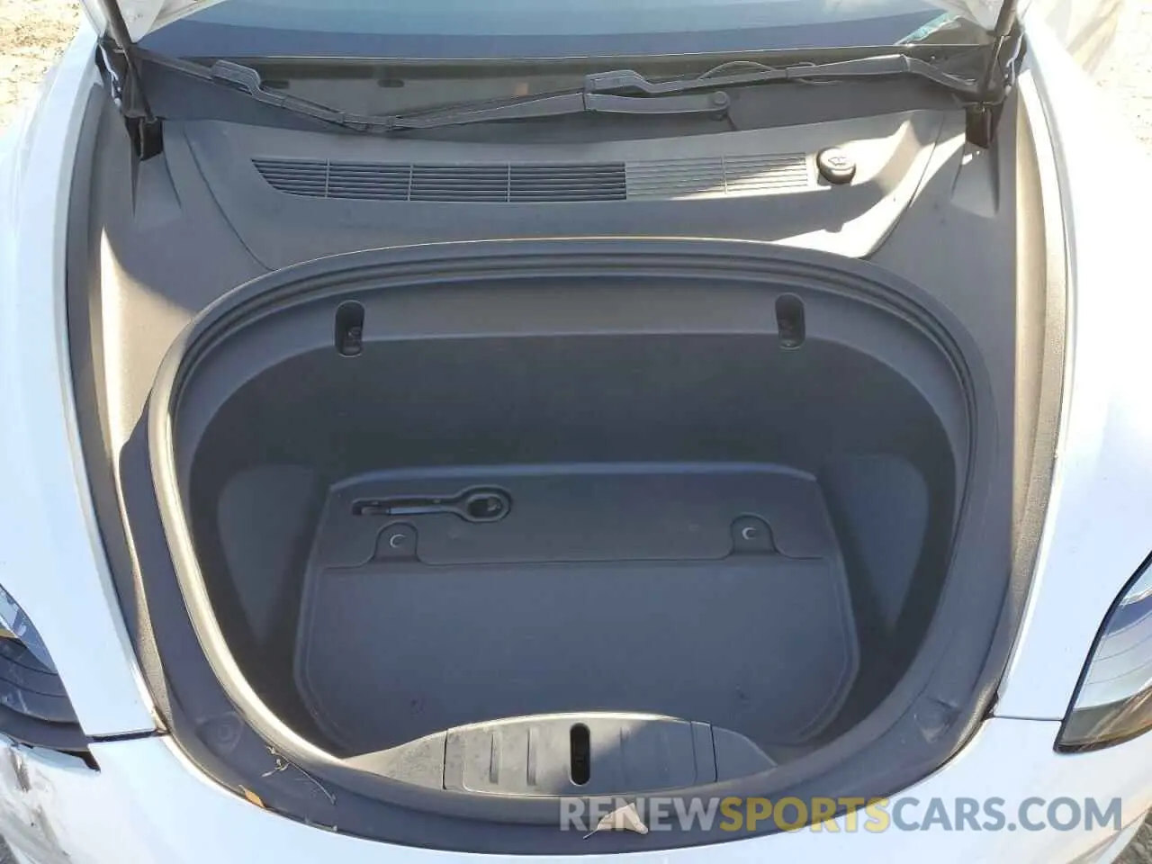 13 Photograph of a damaged car 5YJ3E1EA5LF660417 TESLA MODEL 3 2020