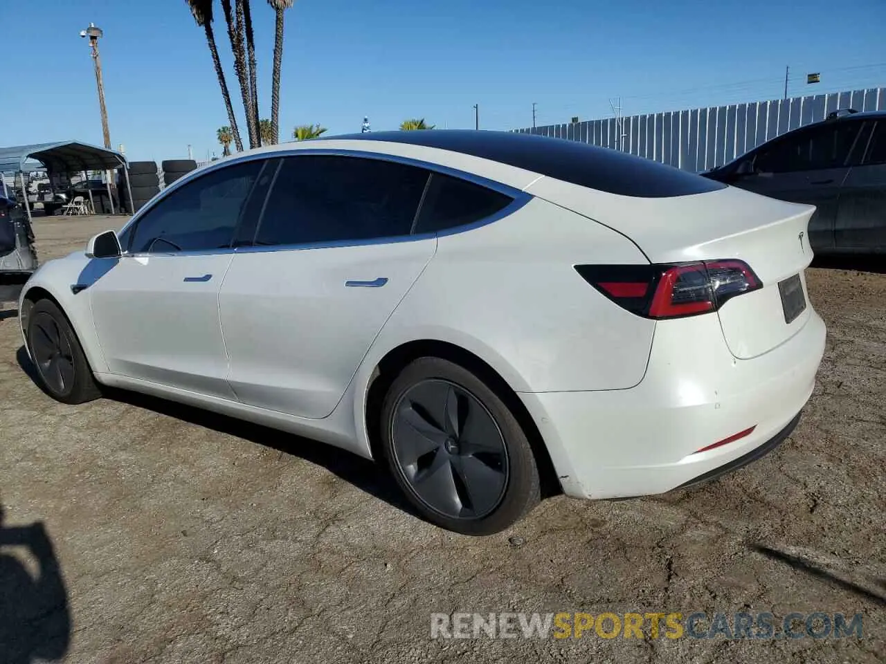 2 Photograph of a damaged car 5YJ3E1EA5LF660417 TESLA MODEL 3 2020