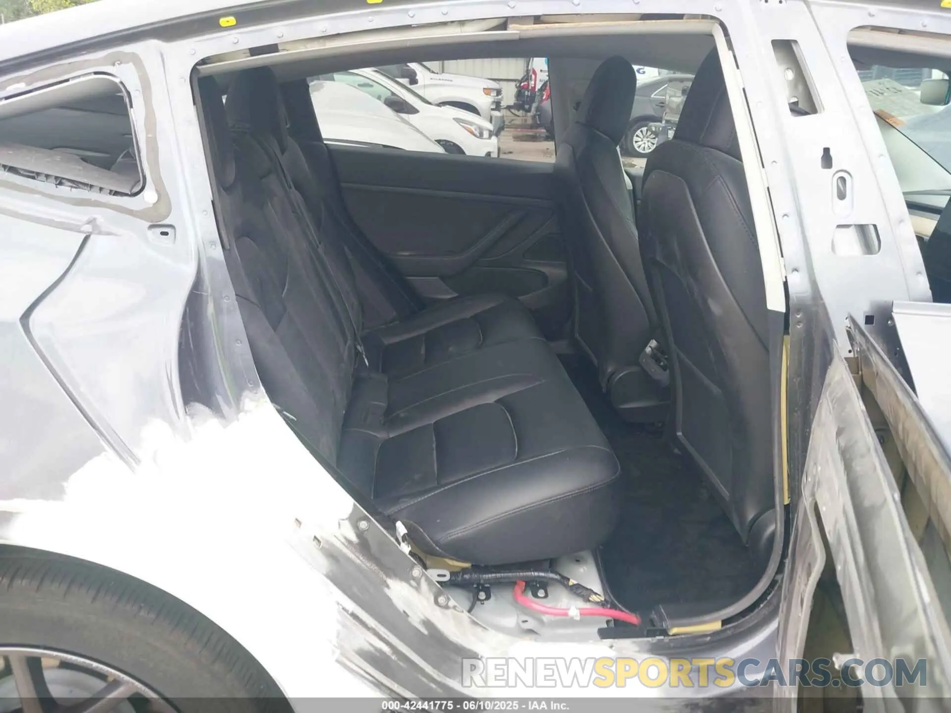 8 Фотография поврежденного автомобиля 5YJ3E1EA5LF705081 TESLA MODEL 3 2020