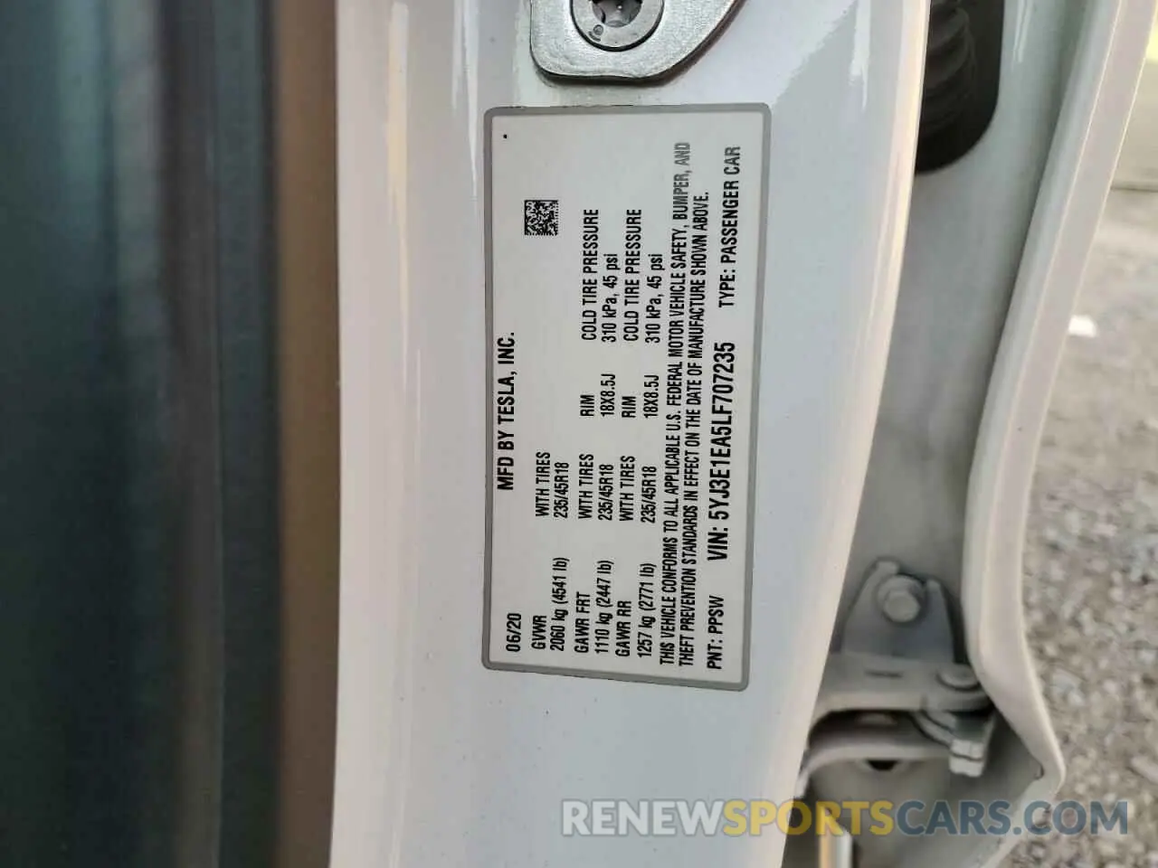 12 Photograph of a damaged car 5YJ3E1EA5LF707235 TESLA MODEL 3 2020