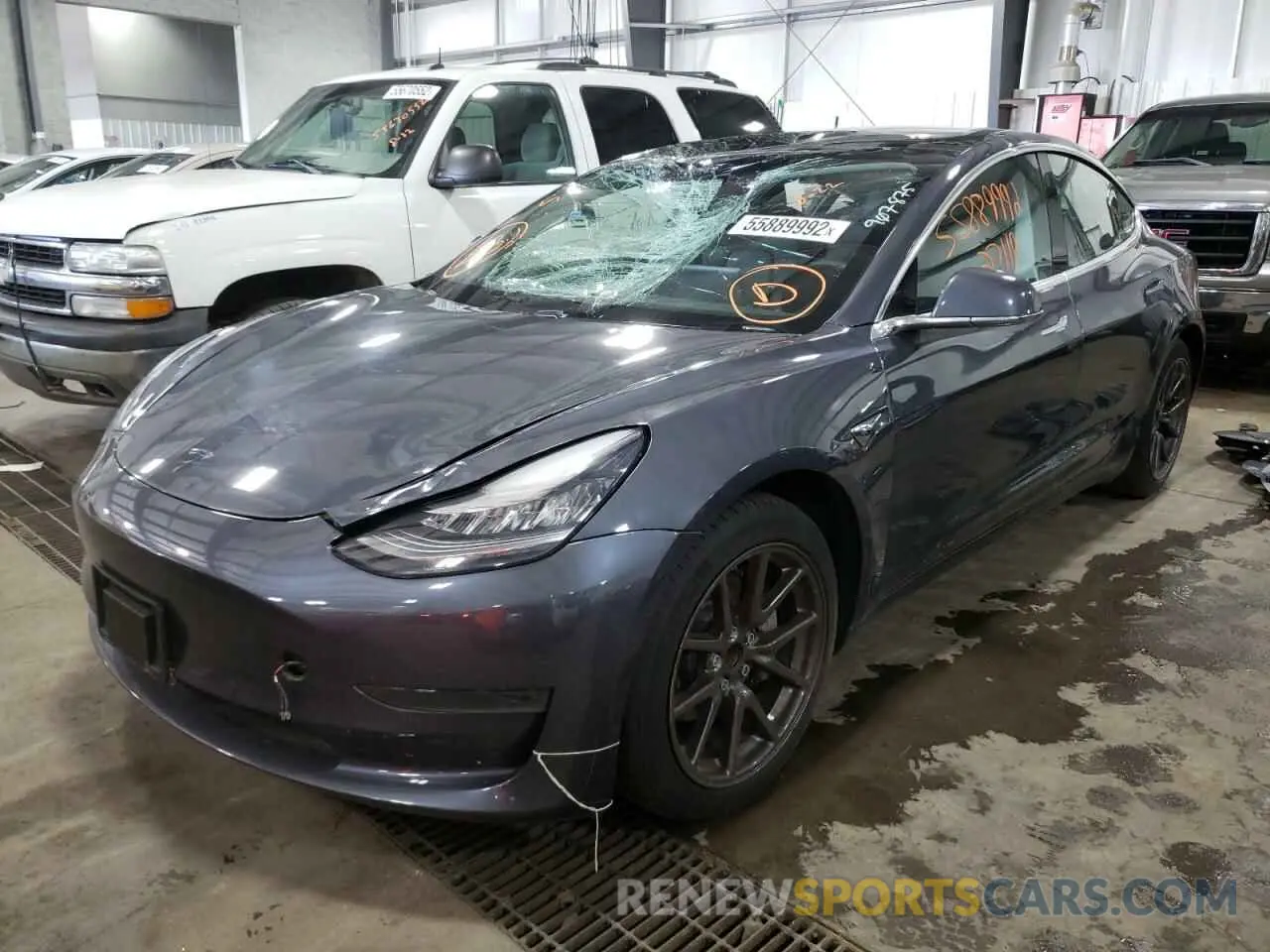 2 Photograph of a damaged car 5YJ3E1EA5LF736640 TESLA MODEL 3 2020