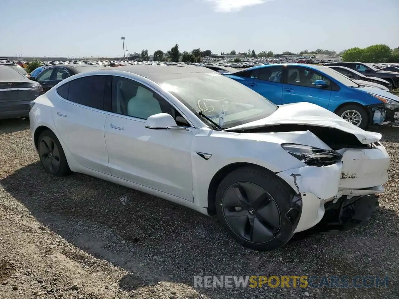 4 Фотография поврежденного автомобиля 5YJ3E1EA5LF741093 TESLA MODEL 3 2020
