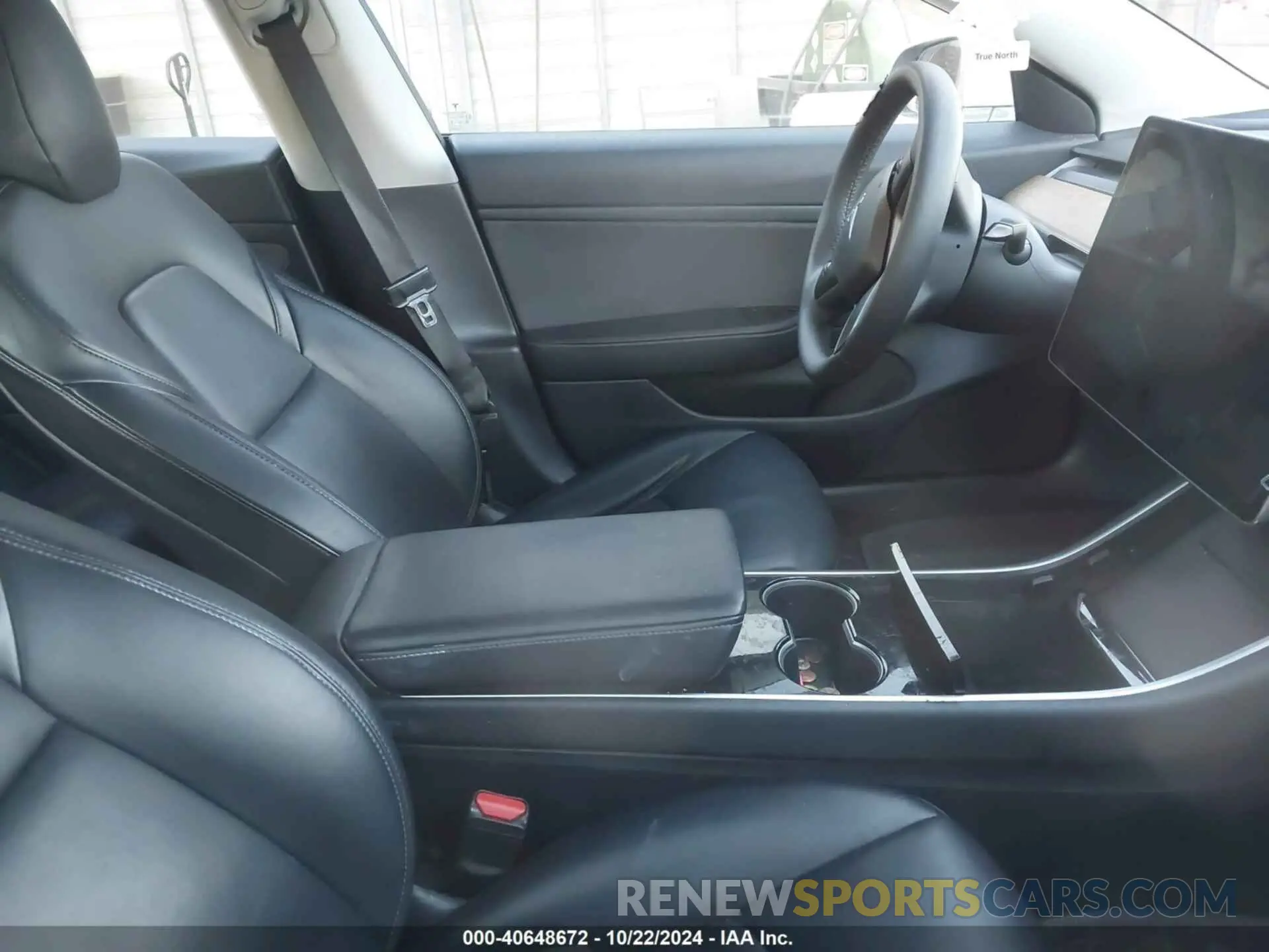 5 Photograph of a damaged car 5YJ3E1EA6LF632562 TESLA MODEL 3 2020