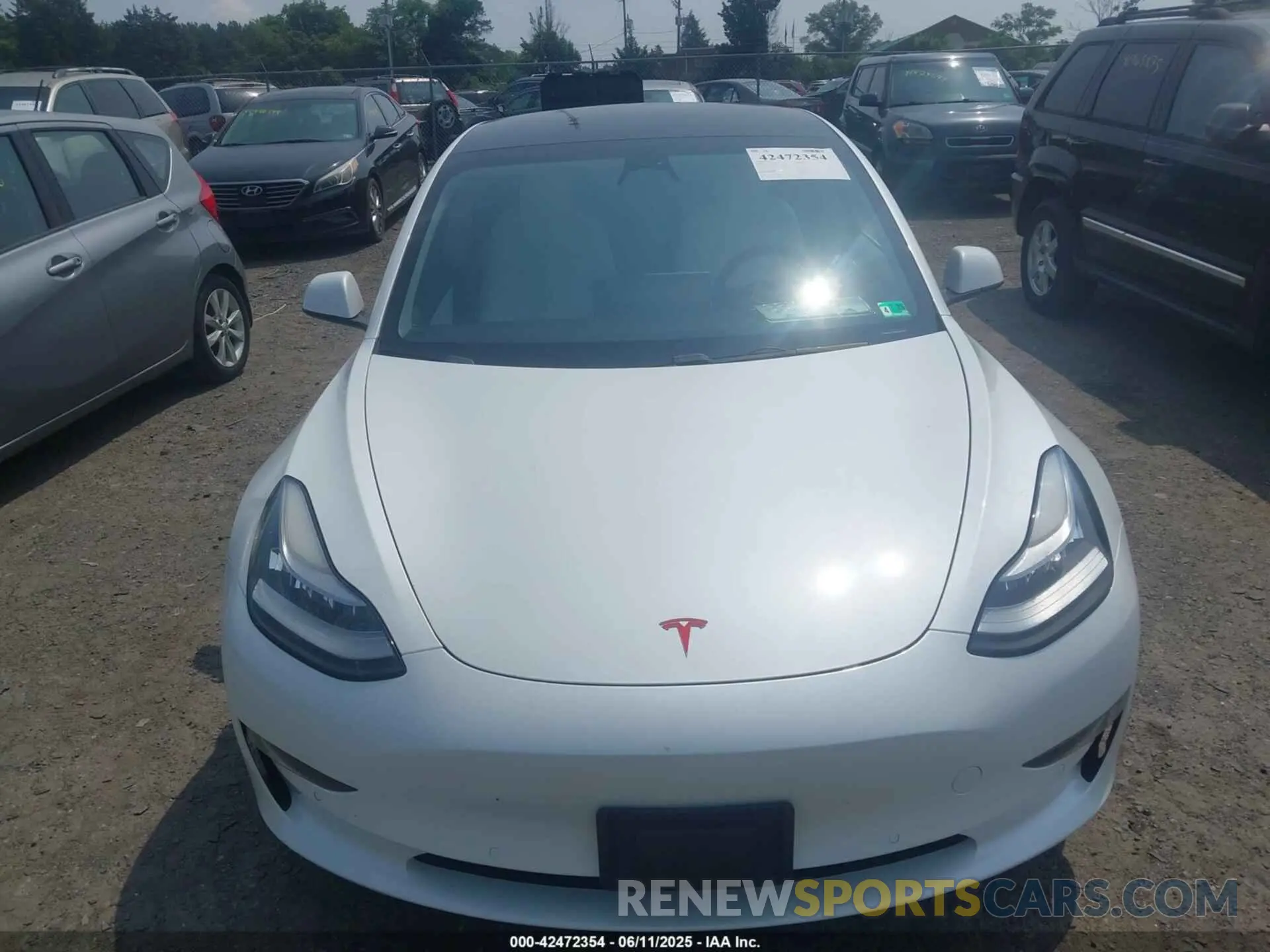 12 Фотография поврежденного автомобиля 5YJ3E1EA6LF635008 TESLA MODEL 3 2020