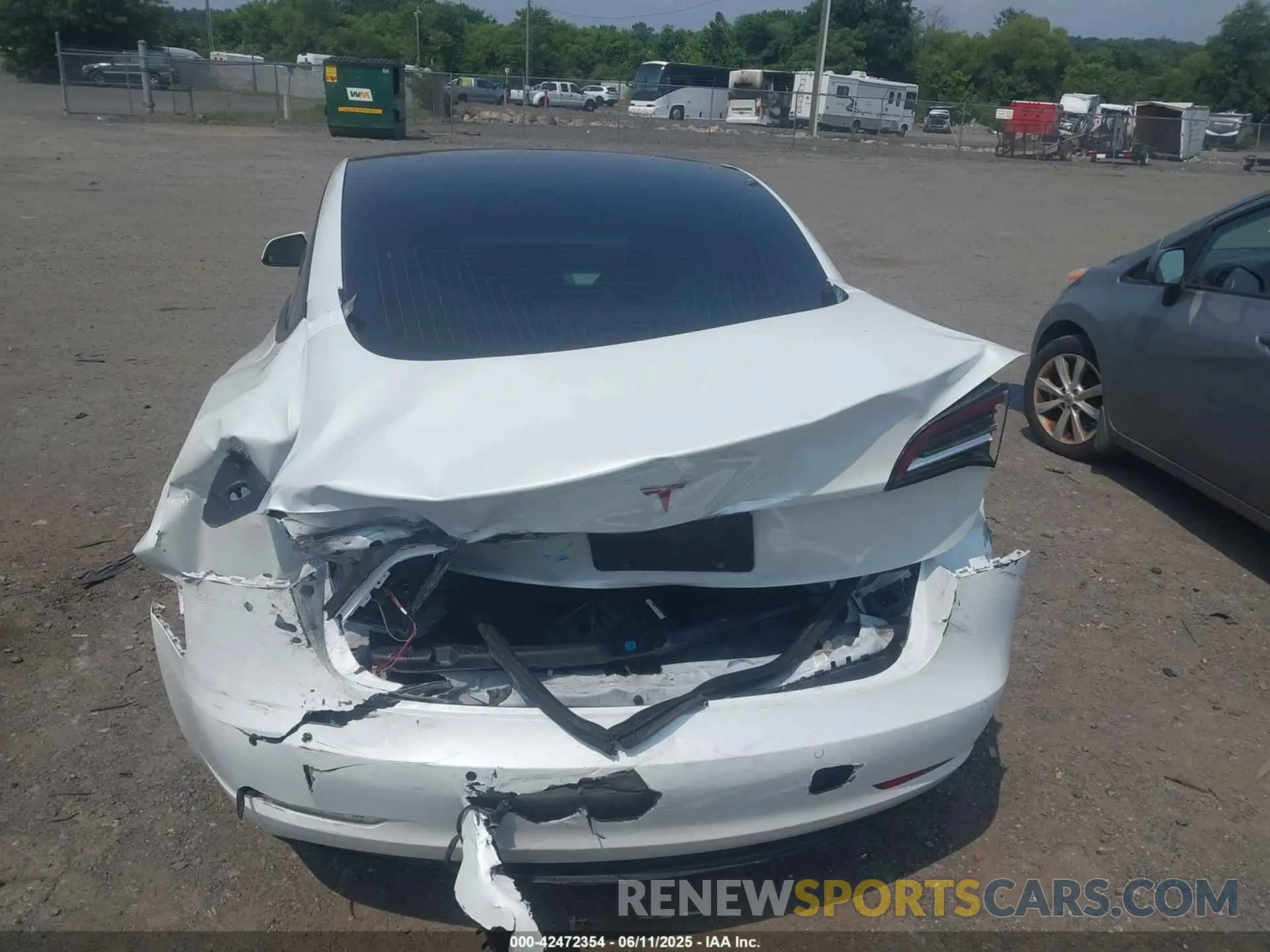 16 Фотография поврежденного автомобиля 5YJ3E1EA6LF635008 TESLA MODEL 3 2020
