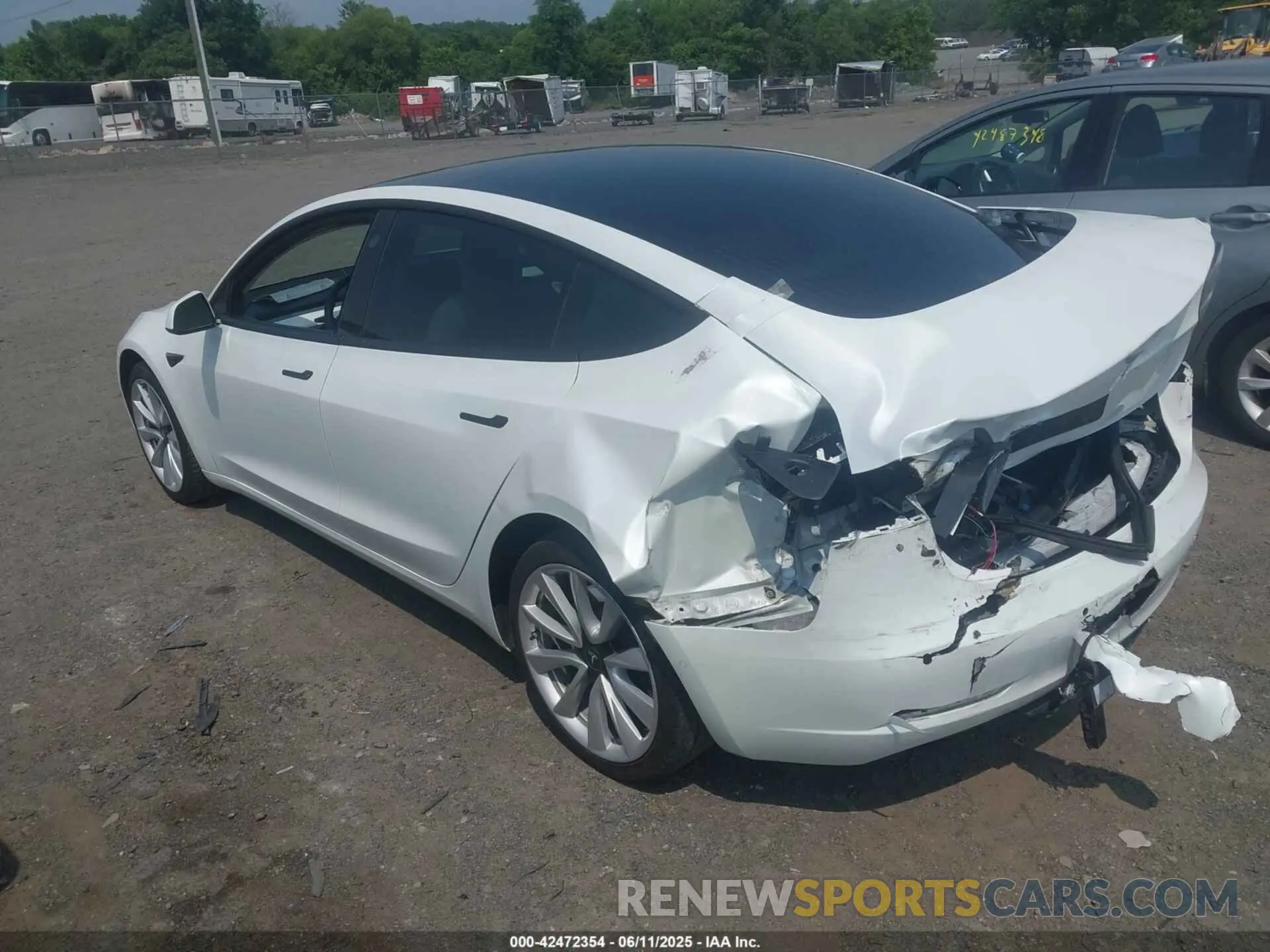 3 Фотография поврежденного автомобиля 5YJ3E1EA6LF635008 TESLA MODEL 3 2020
