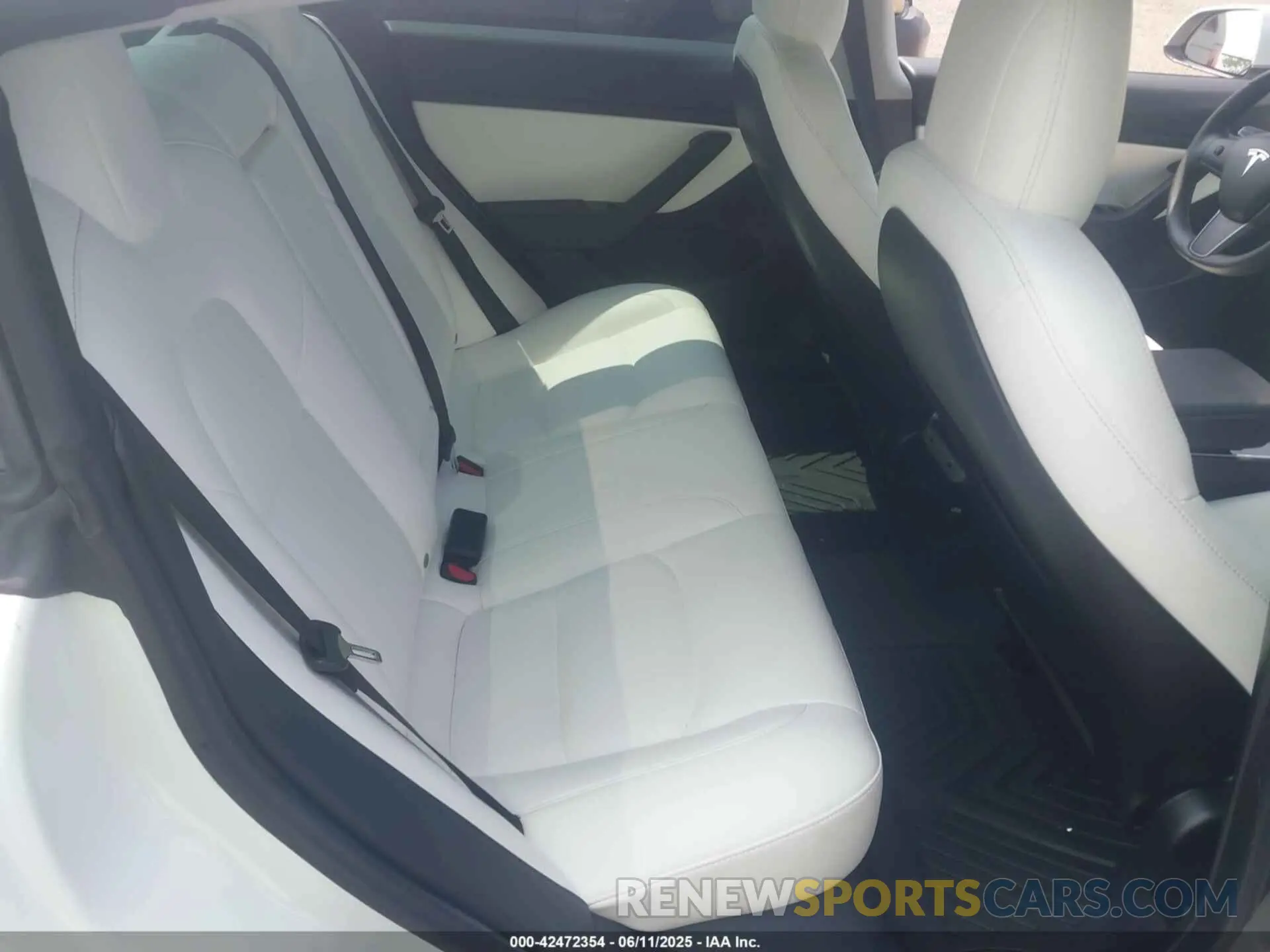 8 Фотография поврежденного автомобиля 5YJ3E1EA6LF635008 TESLA MODEL 3 2020