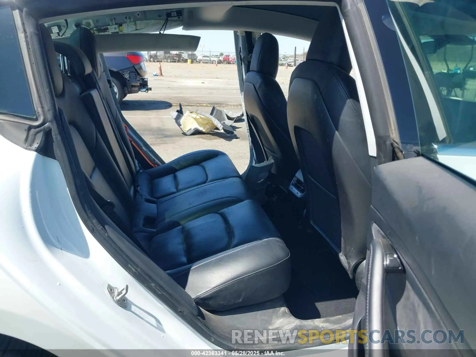8 Фотография поврежденного автомобиля 5YJ3E1EA6LF659311 TESLA MODEL 3 2020