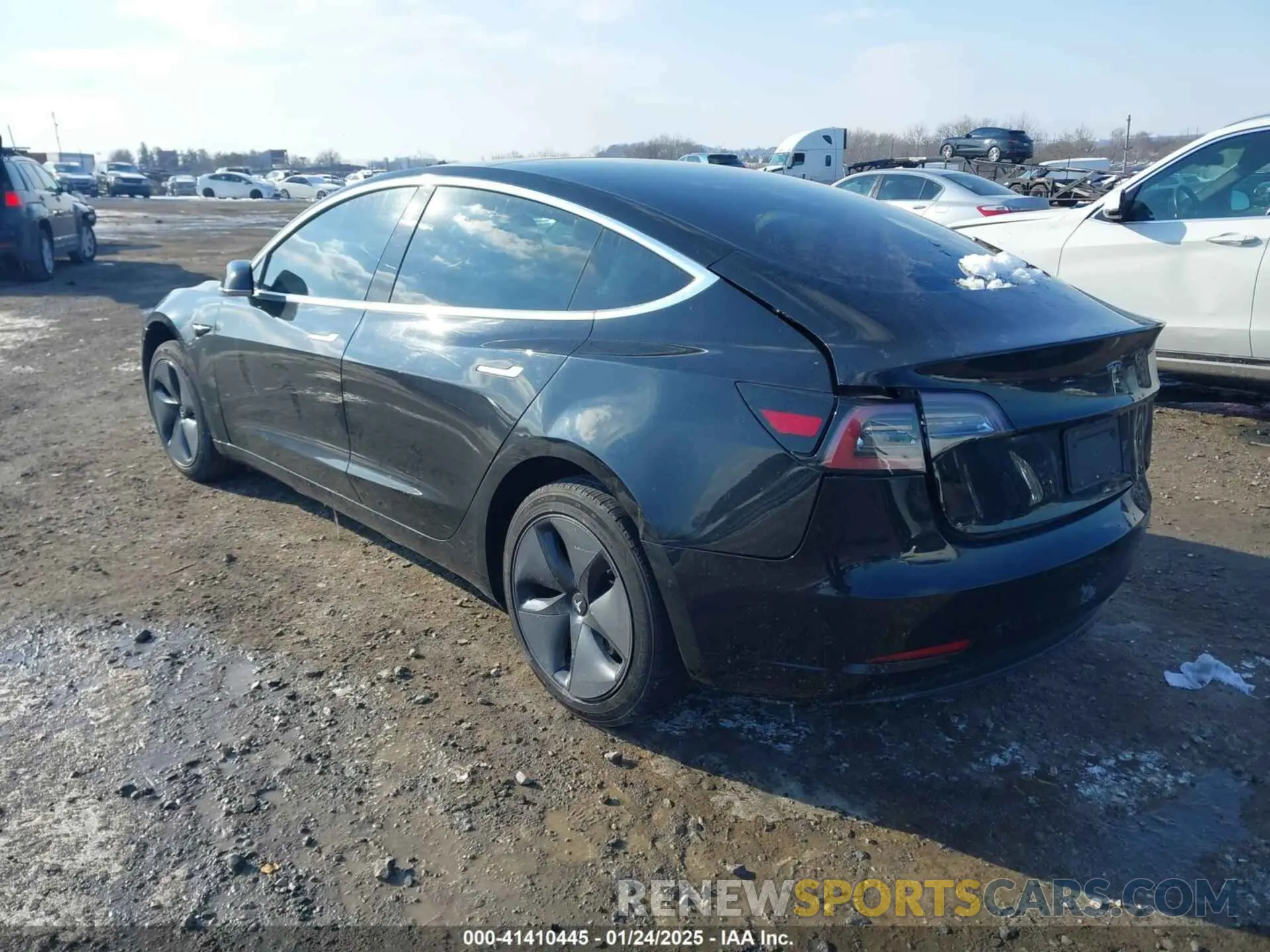 3 Photograph of a damaged car 5YJ3E1EA6LF662080 TESLA MODEL 3 2020
