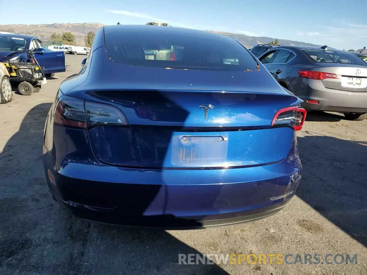 6 Photograph of a damaged car 5YJ3E1EA6LF739868 TESLA MODEL 3 2020