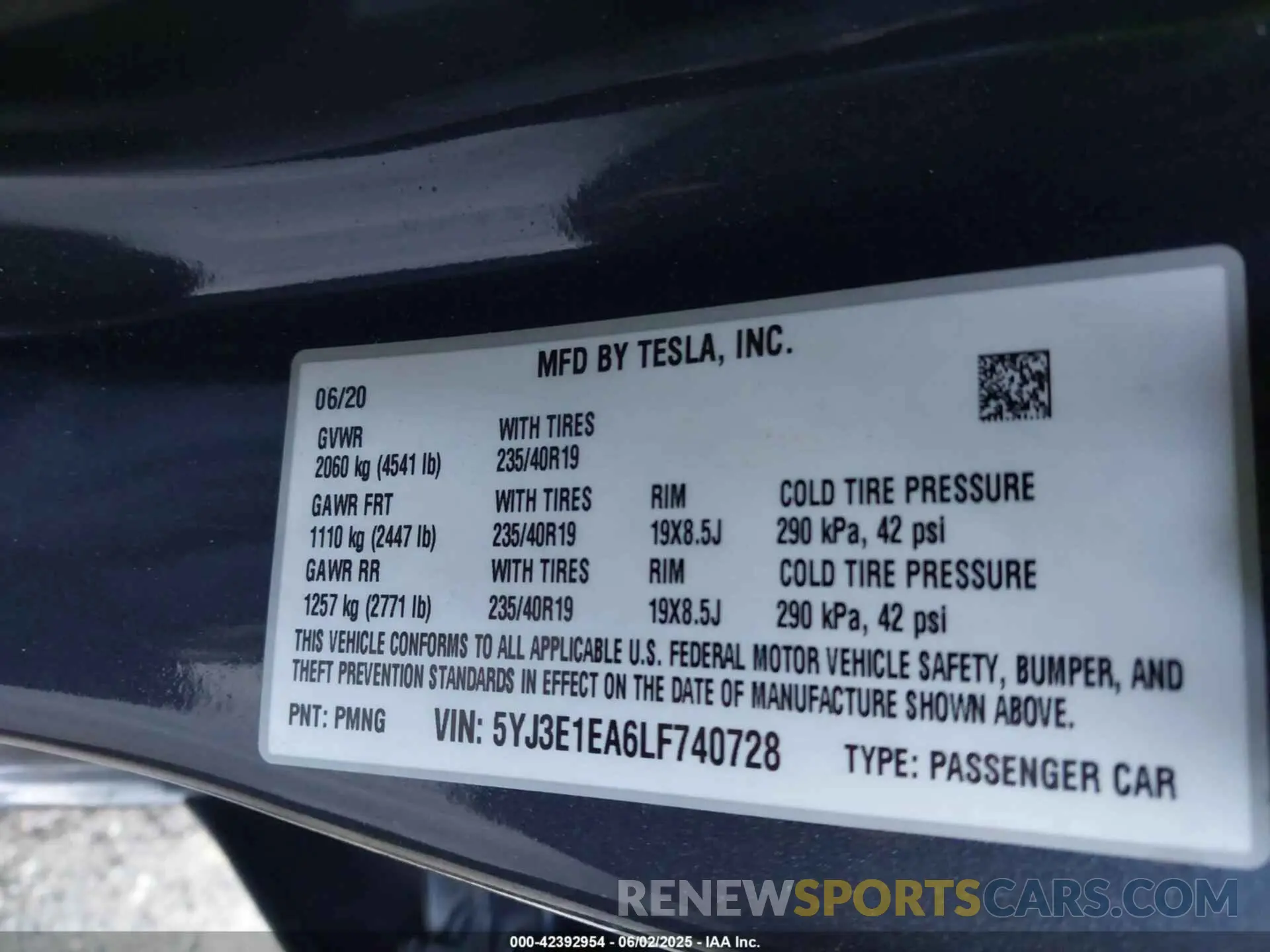 9 Photograph of a damaged car 5YJ3E1EA6LF740728 TESLA MODEL 3 2020