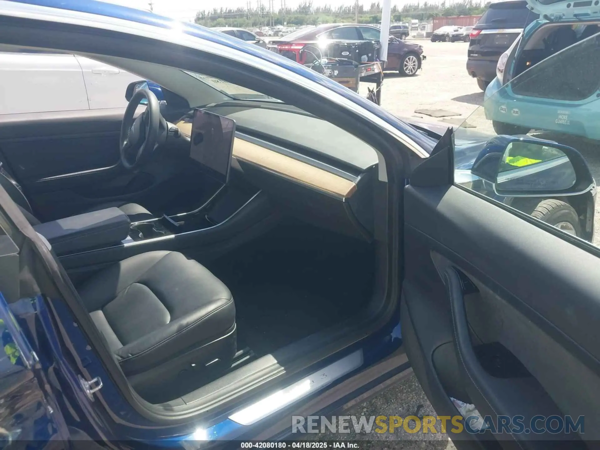 5 Фотография поврежденного автомобиля 5YJ3E1EA6LF785622 TESLA MODEL 3 2020