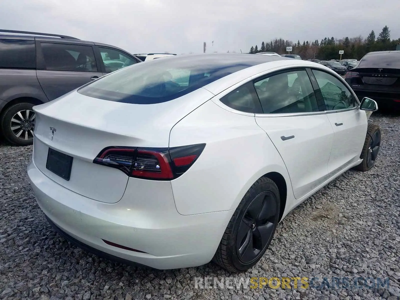 4 Photograph of a damaged car 5YJ3E1EA7LF529330 TESLA MODEL 3 2020