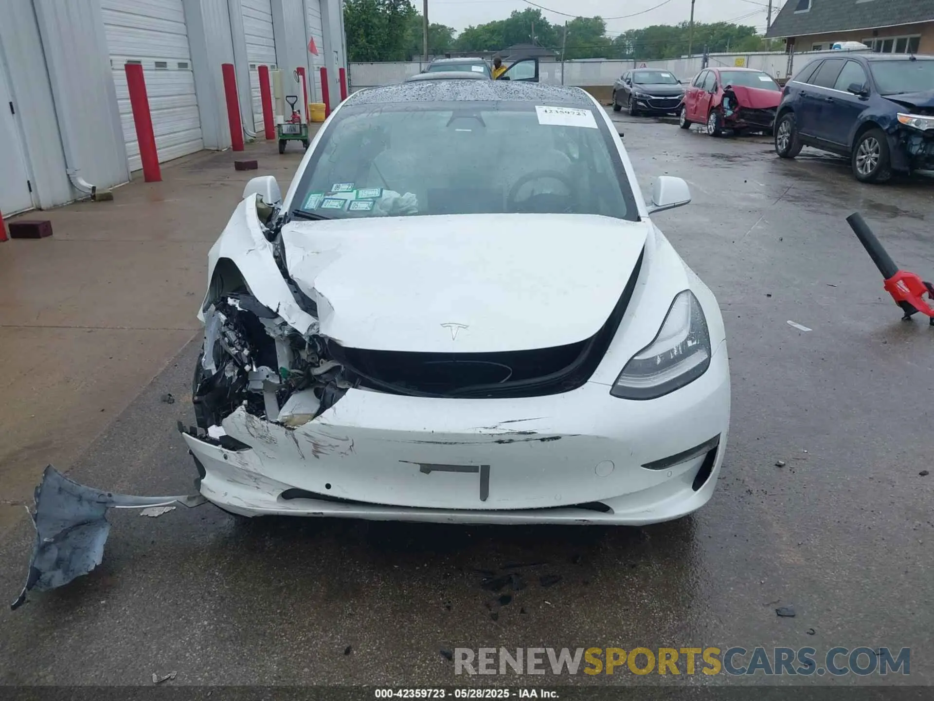 12 Фотография поврежденного автомобиля 5YJ3E1EA7LF599054 TESLA MODEL 3 2020